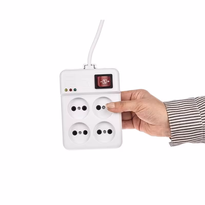 محافظ لوازم خانگی با قفل کودک خیام الکتریک سیم 2 متری