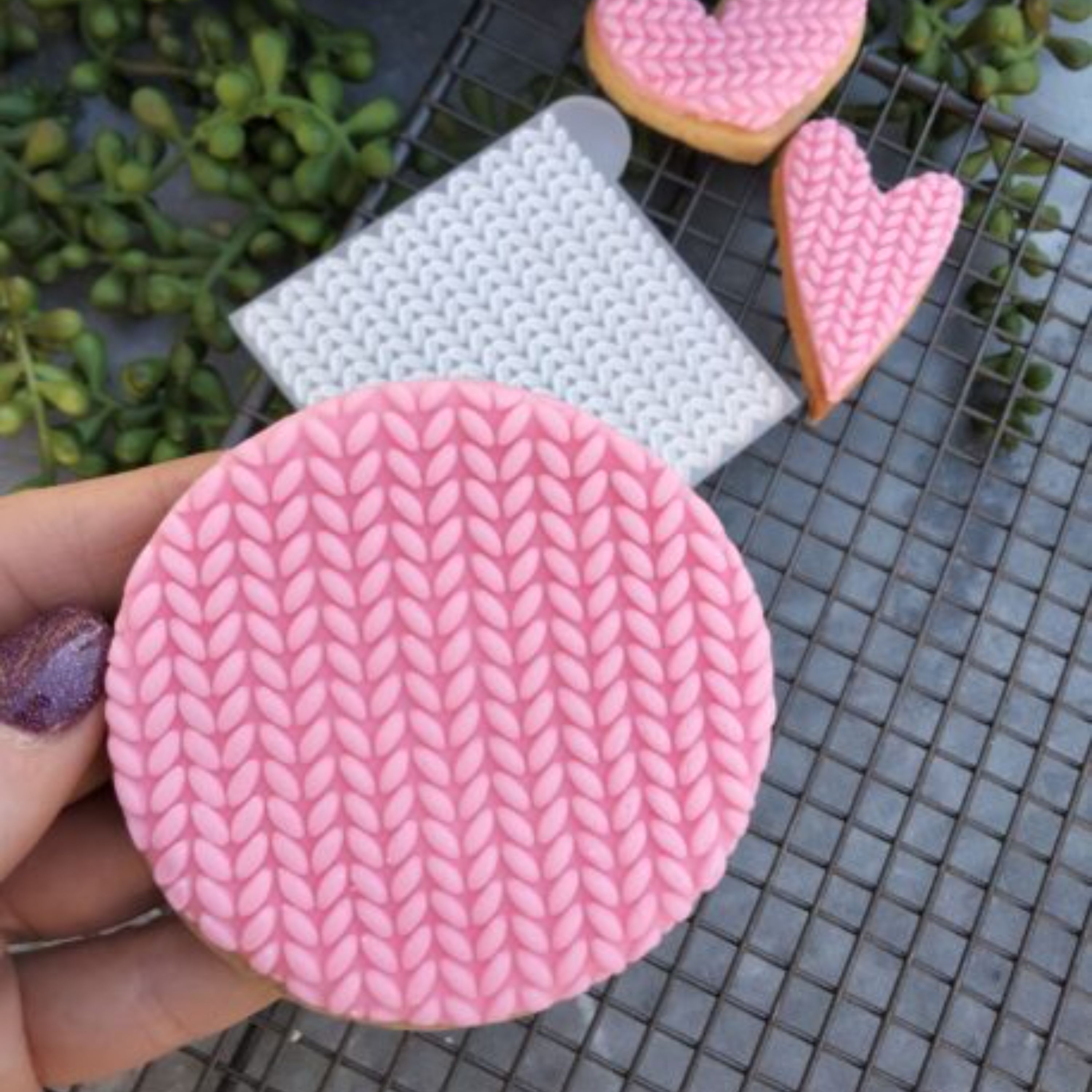 استامپ برجسته شیرینی پزی طرح بافت