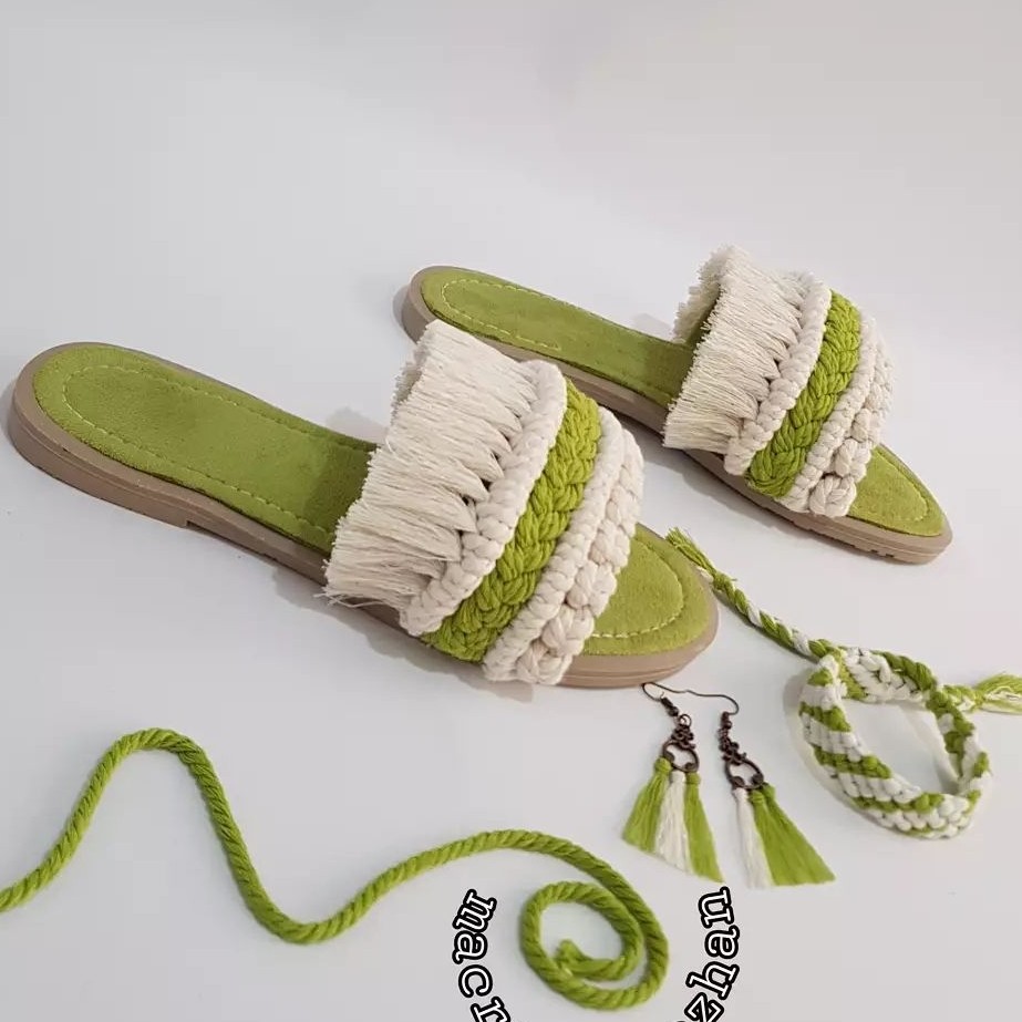 دمپایی صندل زنانه و دخترانه مکرومه زیره سوئیت سایز 38 گوشواره کنار کار اشانتیون
