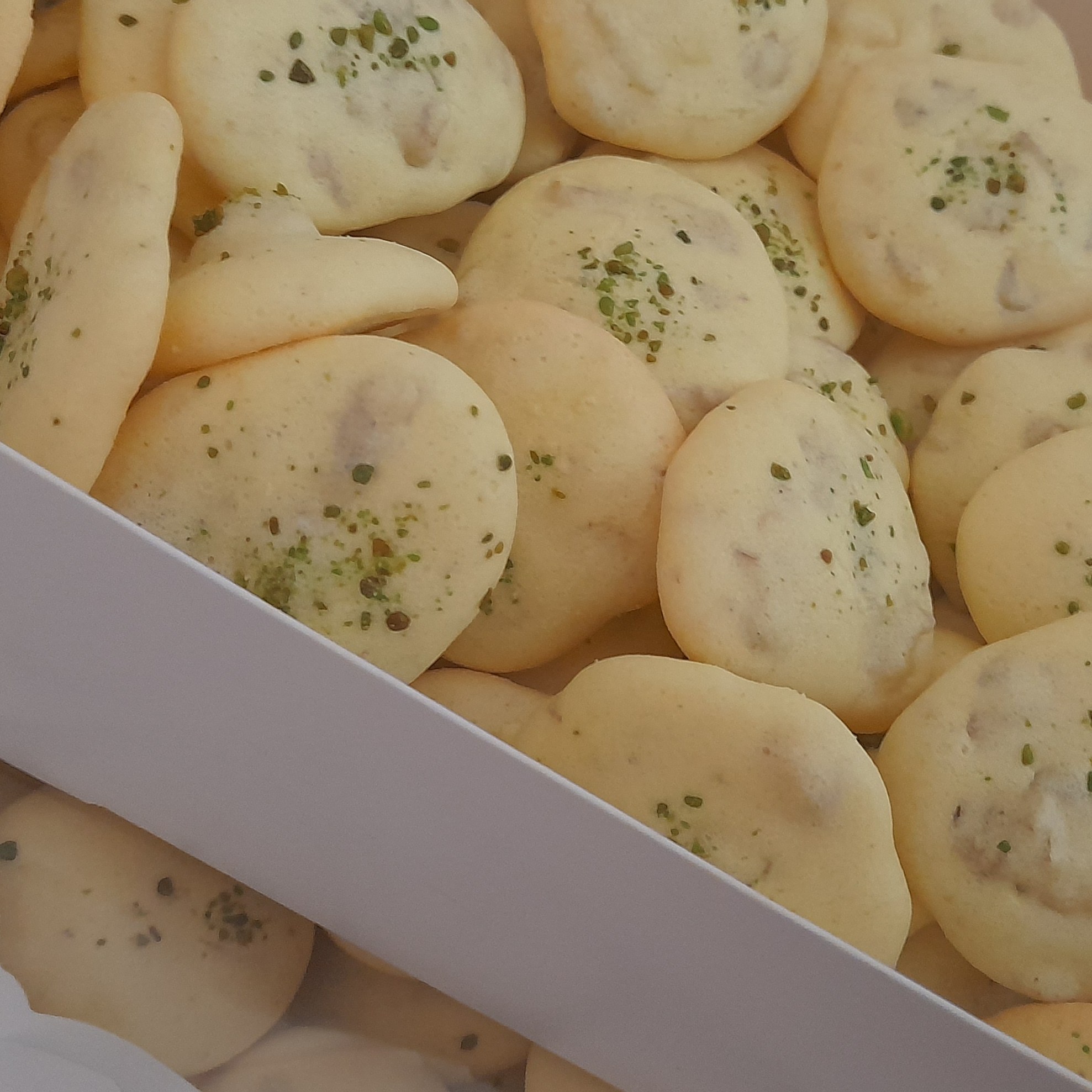 شیرینی پفکی گردویی  خانگی          500 گرمی