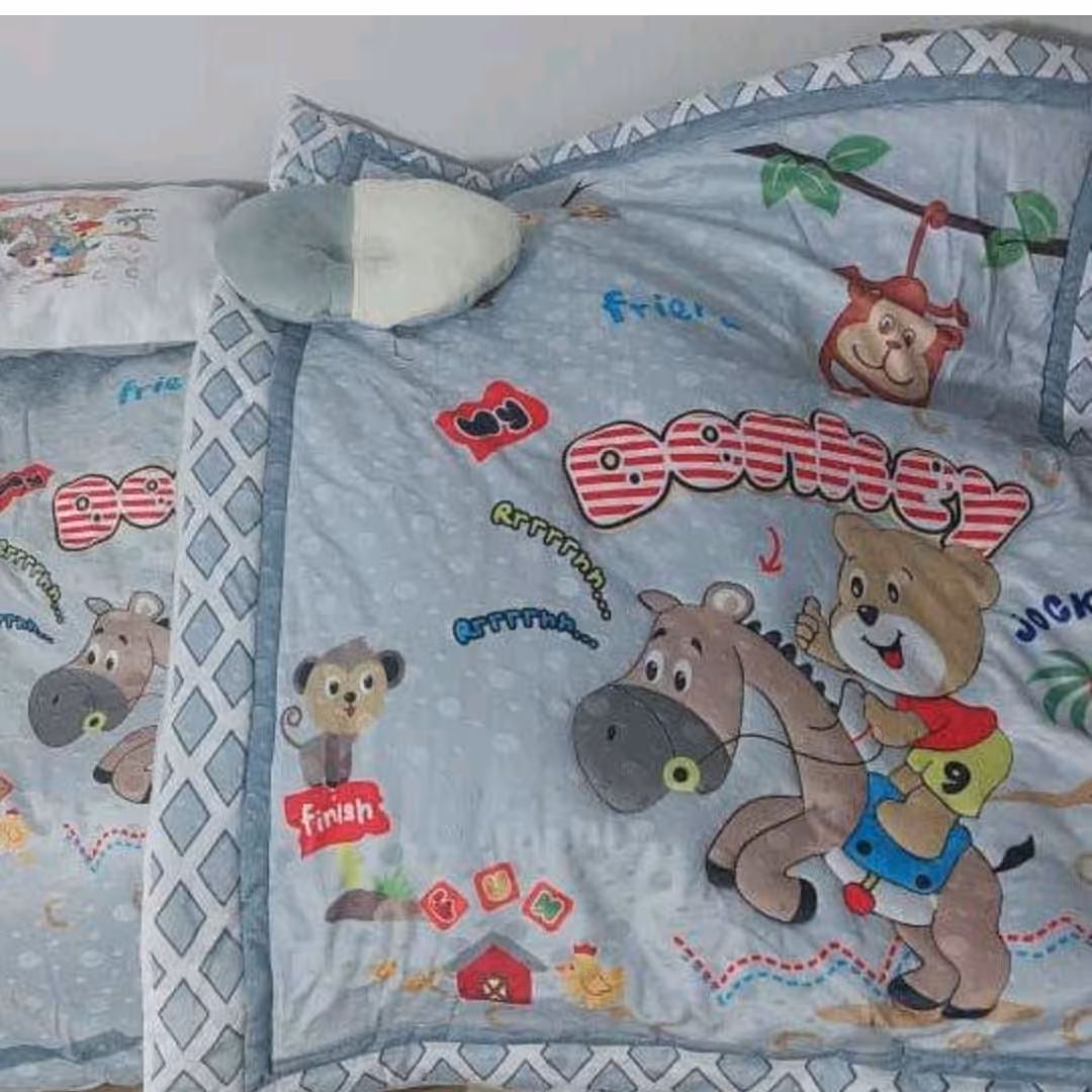 ست خواب نوزادمخمل 5 تکه خرس وتاج 