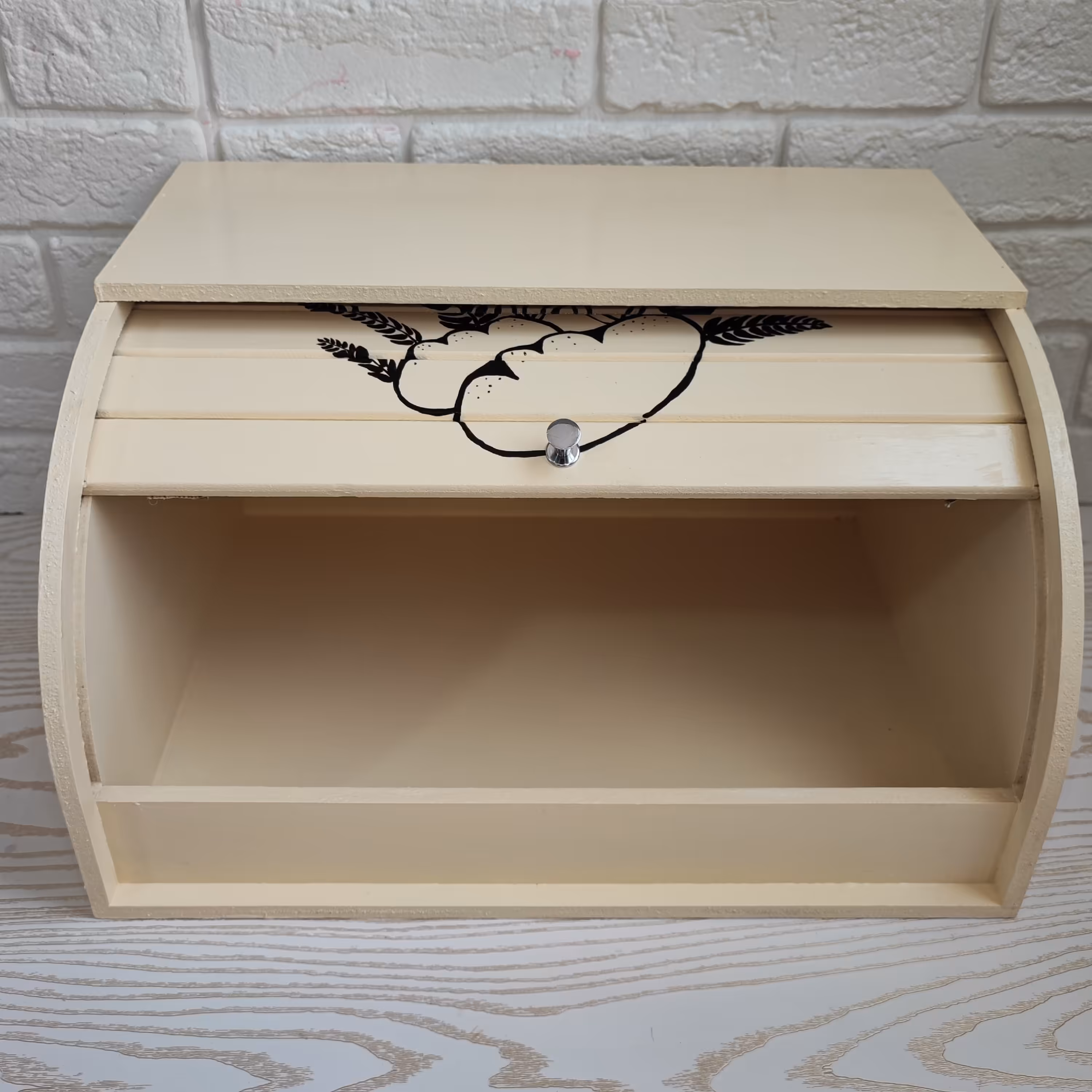 جای نان چوبی شیک 