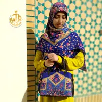 ست روسری نخی و کیف چرمی مانلی مدل محراب