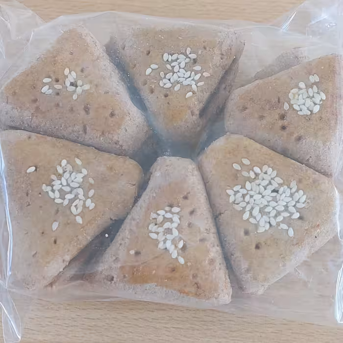 کلوچه خرمایی(باشکر قهوه ای )