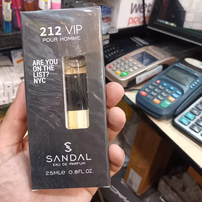 عطر جیبی مردانه صندل مدل212vipحجم25میل