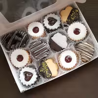 کوکی های متنوع  وانیلی، شکلاتی، مربایی