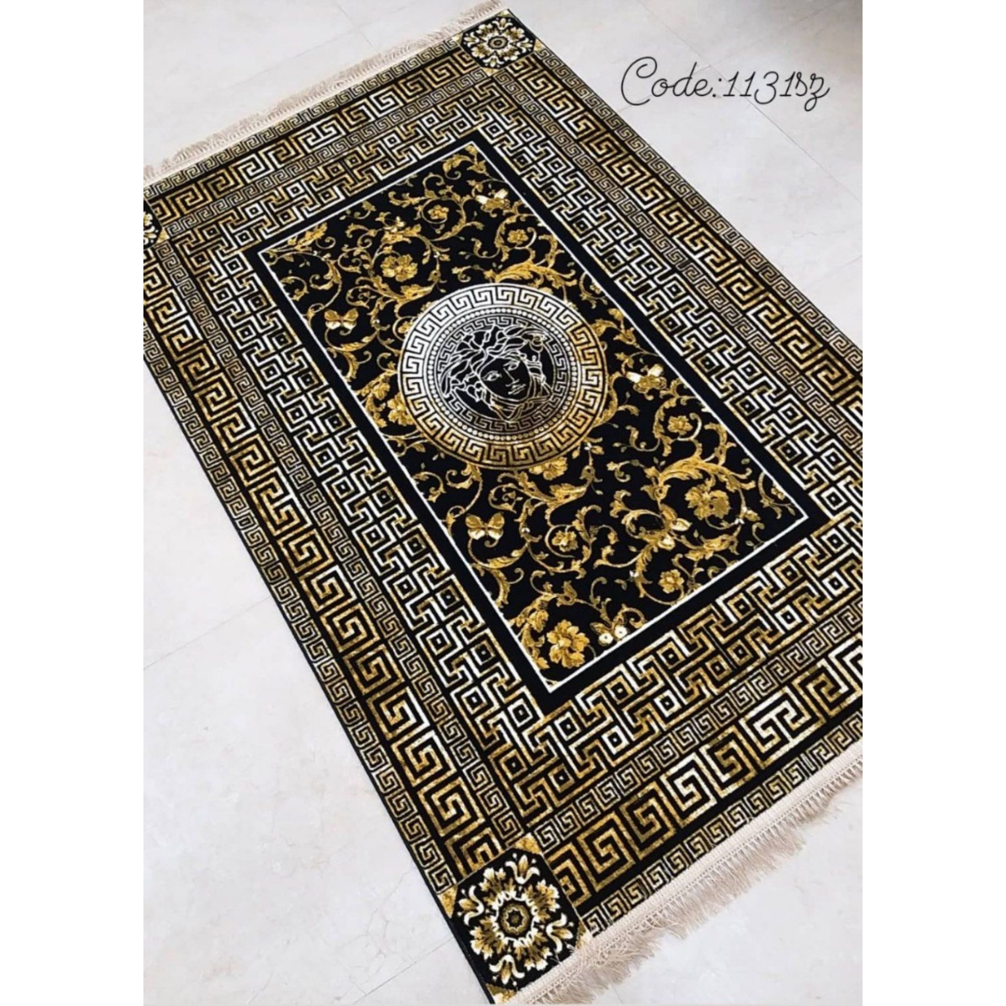 فرش ماشینی کاشان طرح ورساچ 4 متری 700 شانه تراکم 3000