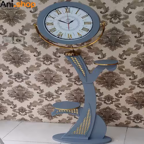 ساعت ایستاده کنار سالنی کد 101