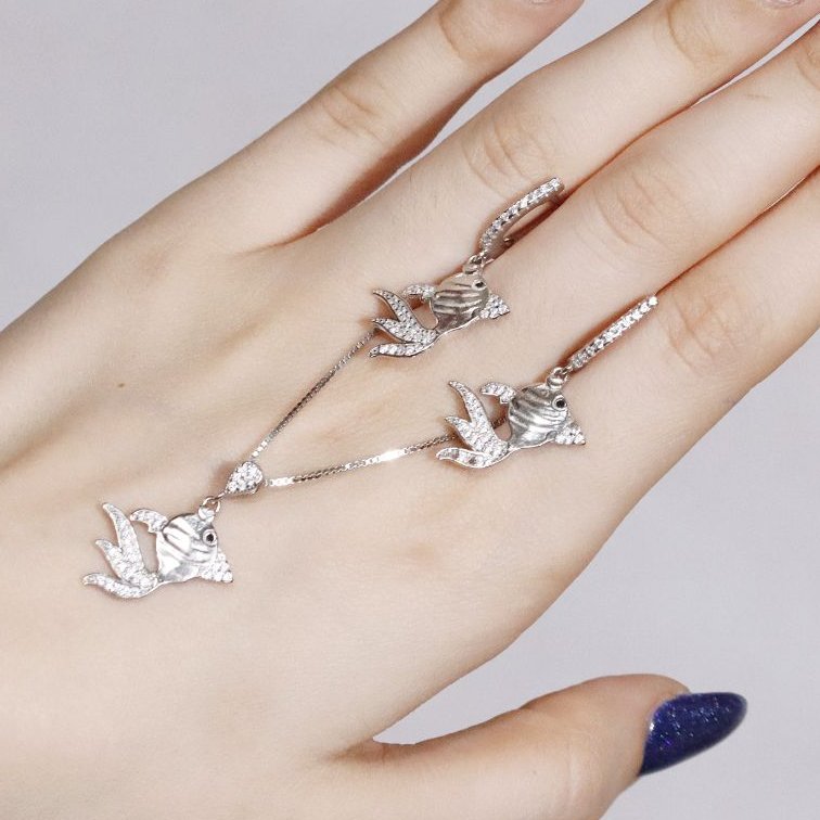 نیمست میکرو مدل ماهی خوشگل نقره عیار925 رنگ ثابت