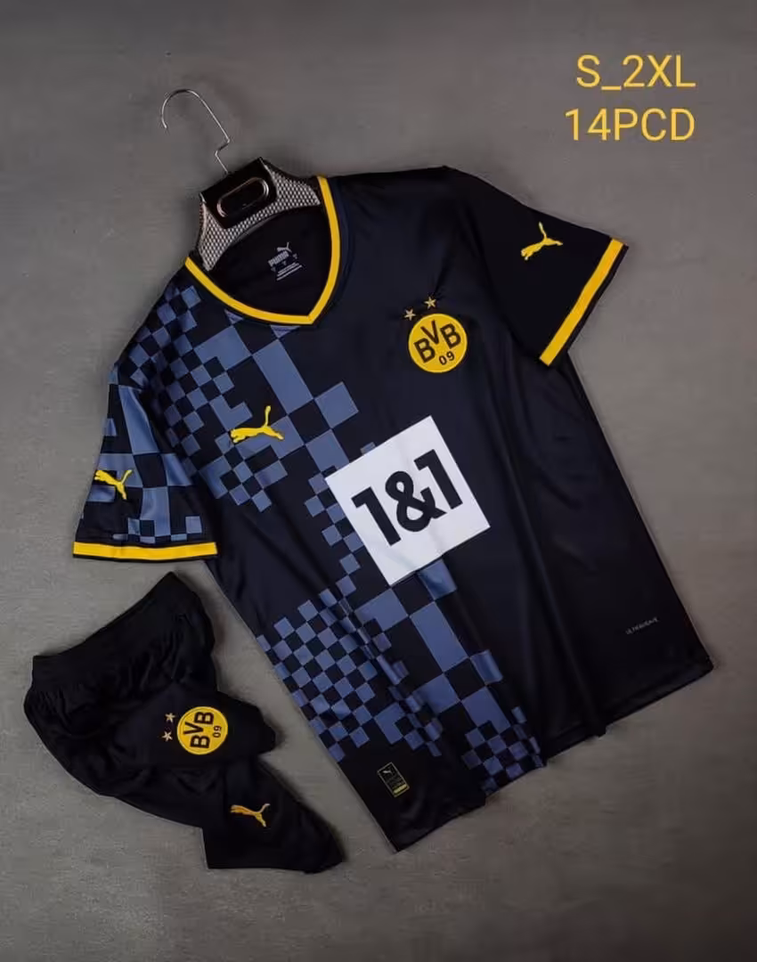 کیت دوم بورسیا دورتموند (پیراهن شورت) ورژن هواداری 2022-2023