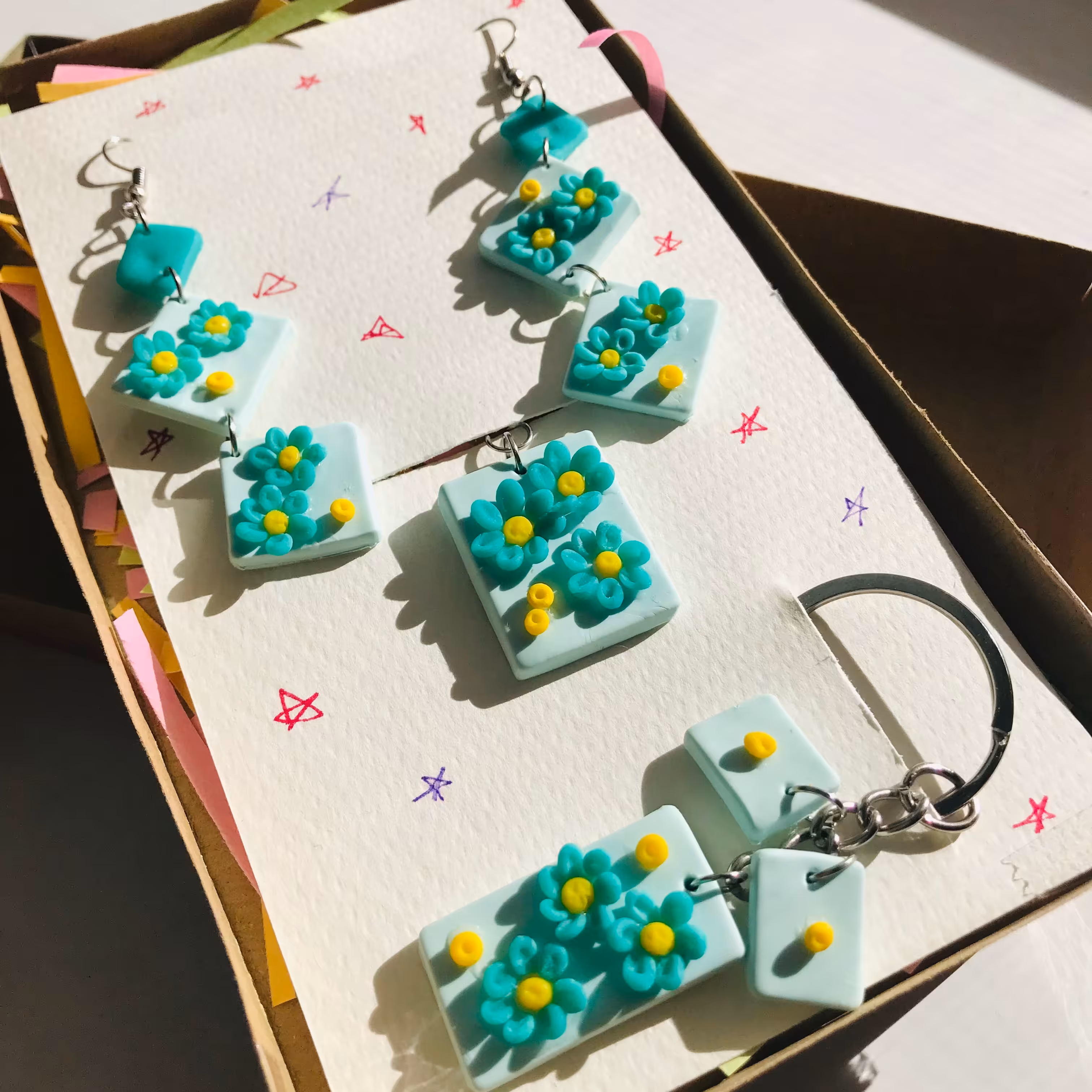 گوشواره و گردنبند سبز