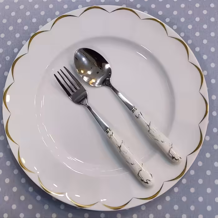 قاشق و چنگال ماربل سفید