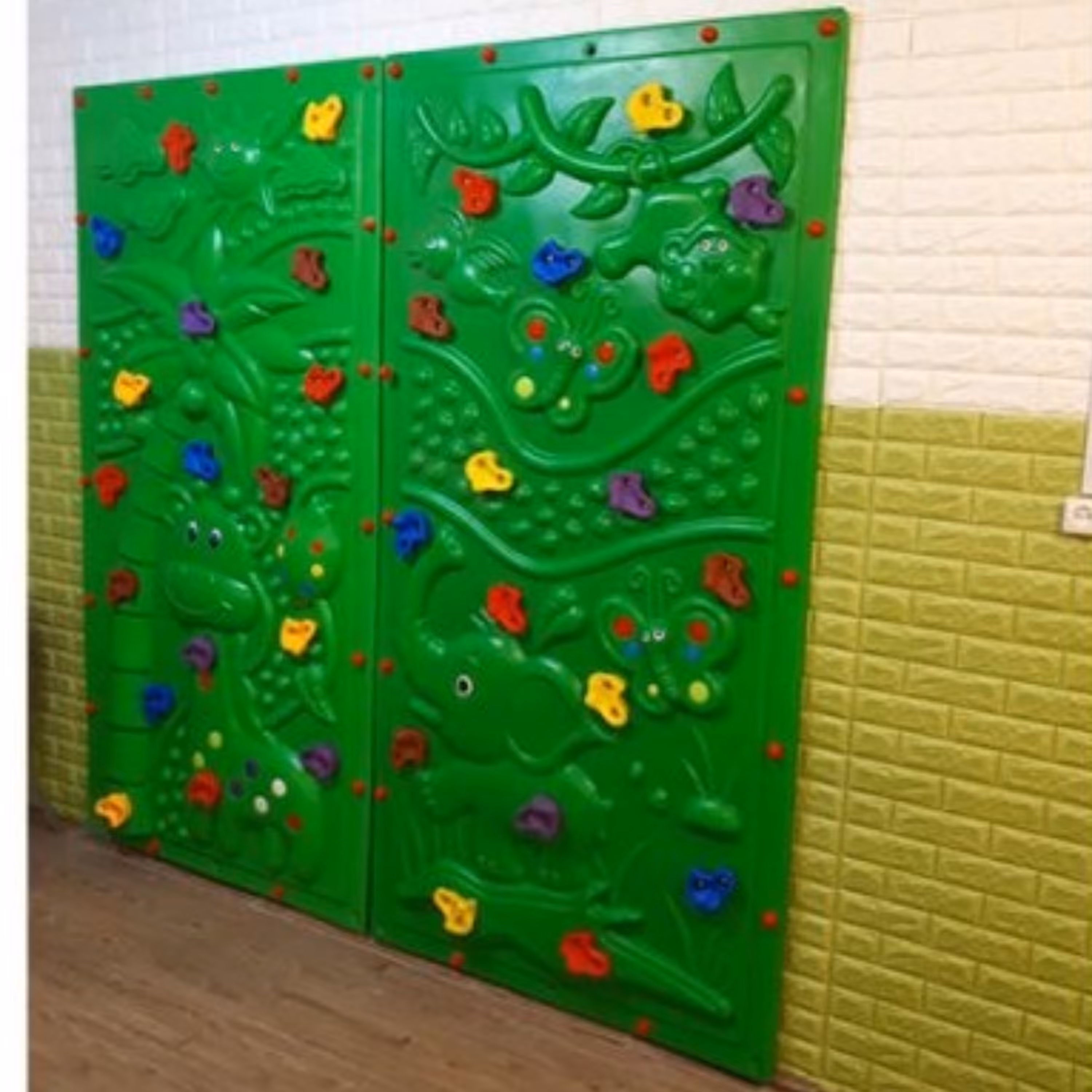 دیواره صخره نوردی جنگلی بازی و سرگرمی کد محصول W285