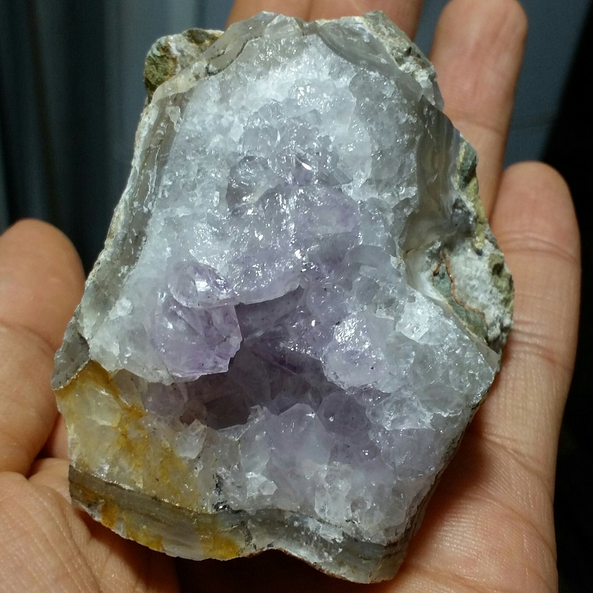 سنگ راف آمتیس بلور درشت خاص بسیار زیبا دیدنی کاملا طبیعی شاهکار خلقت کد 9331