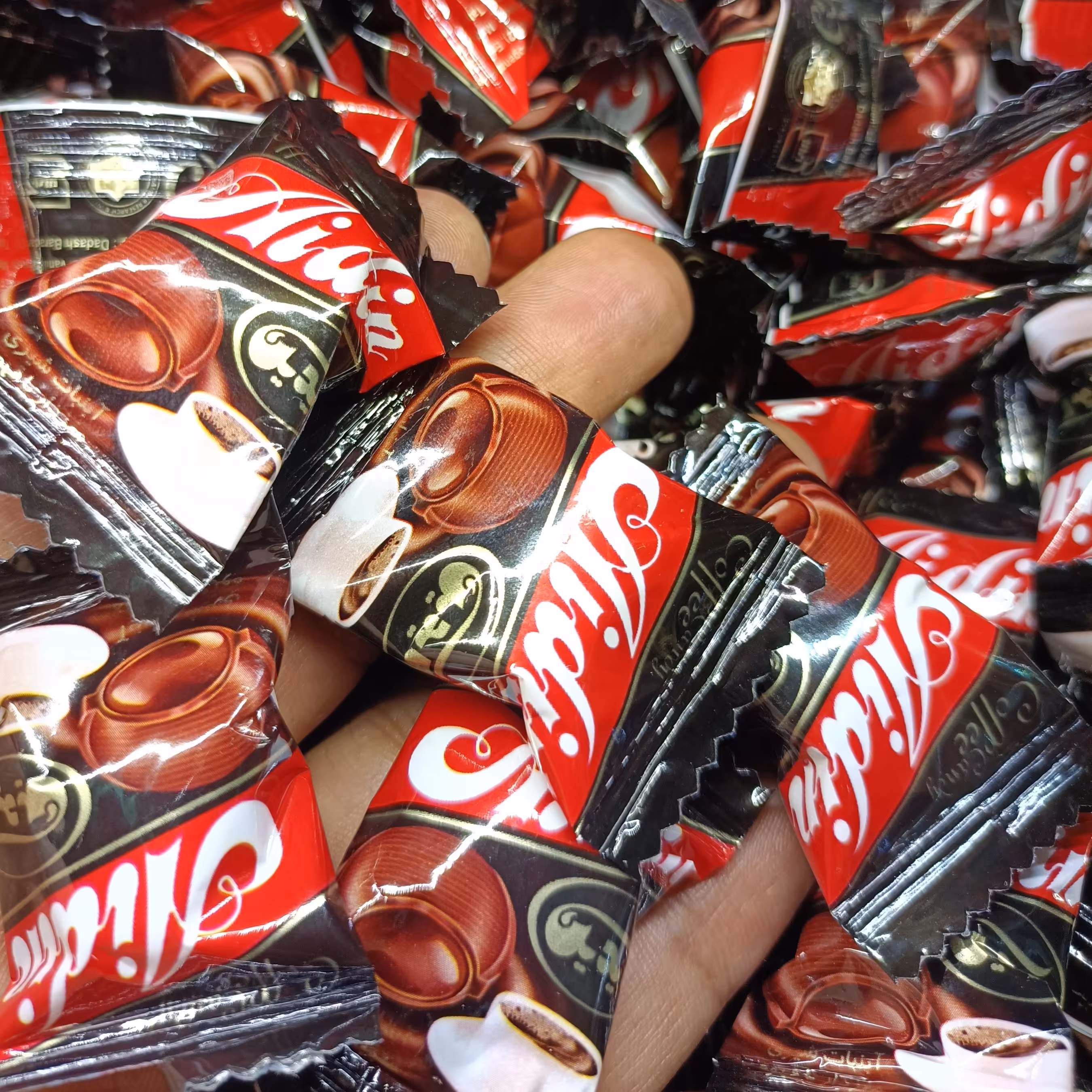 شکلات آبنبات شیرقهوه آیدین  500 گرمی غرفه آجیل خشکبار مهران