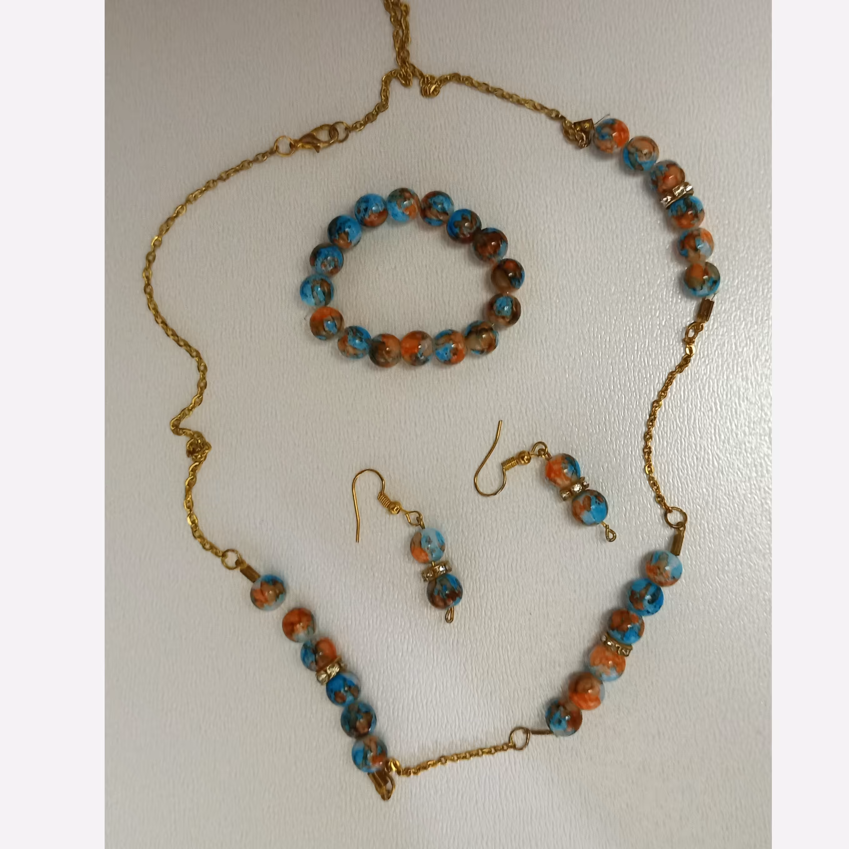 ست مروارید و زنجیر