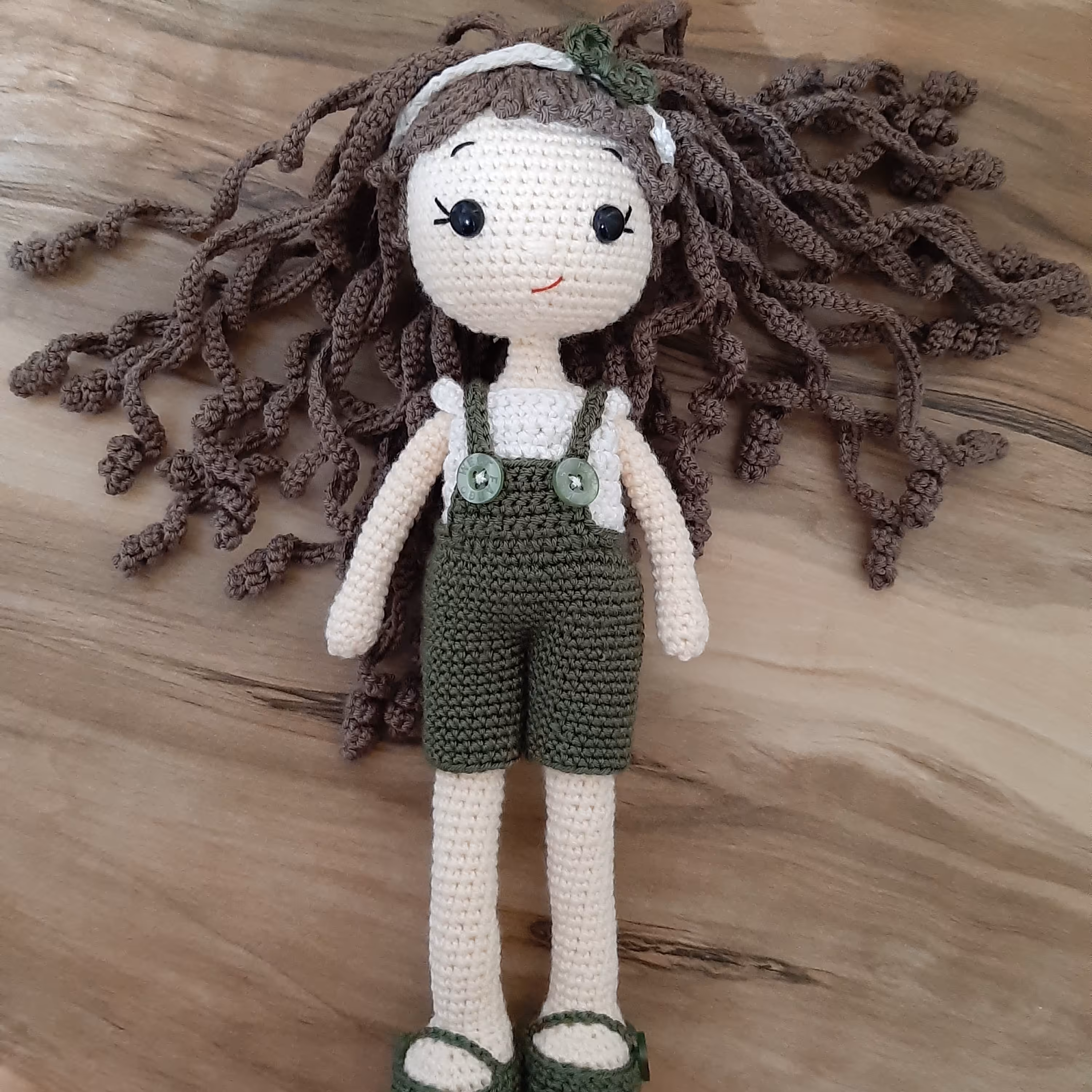 عروسک دختر انه دستباف