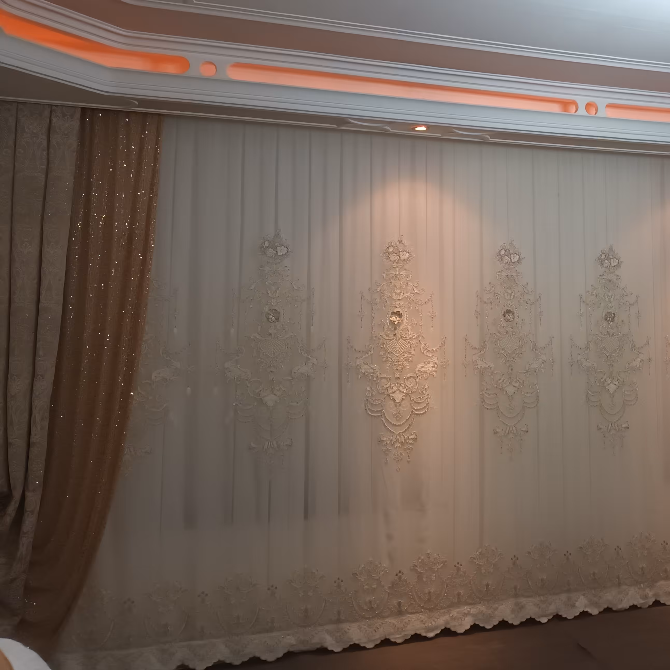 توری فلت با جنس خوب و درطرحهای مختلف وخرید بالای دوازده میلیون تومان دوقواره هازان چاپی هدیه بگیرید