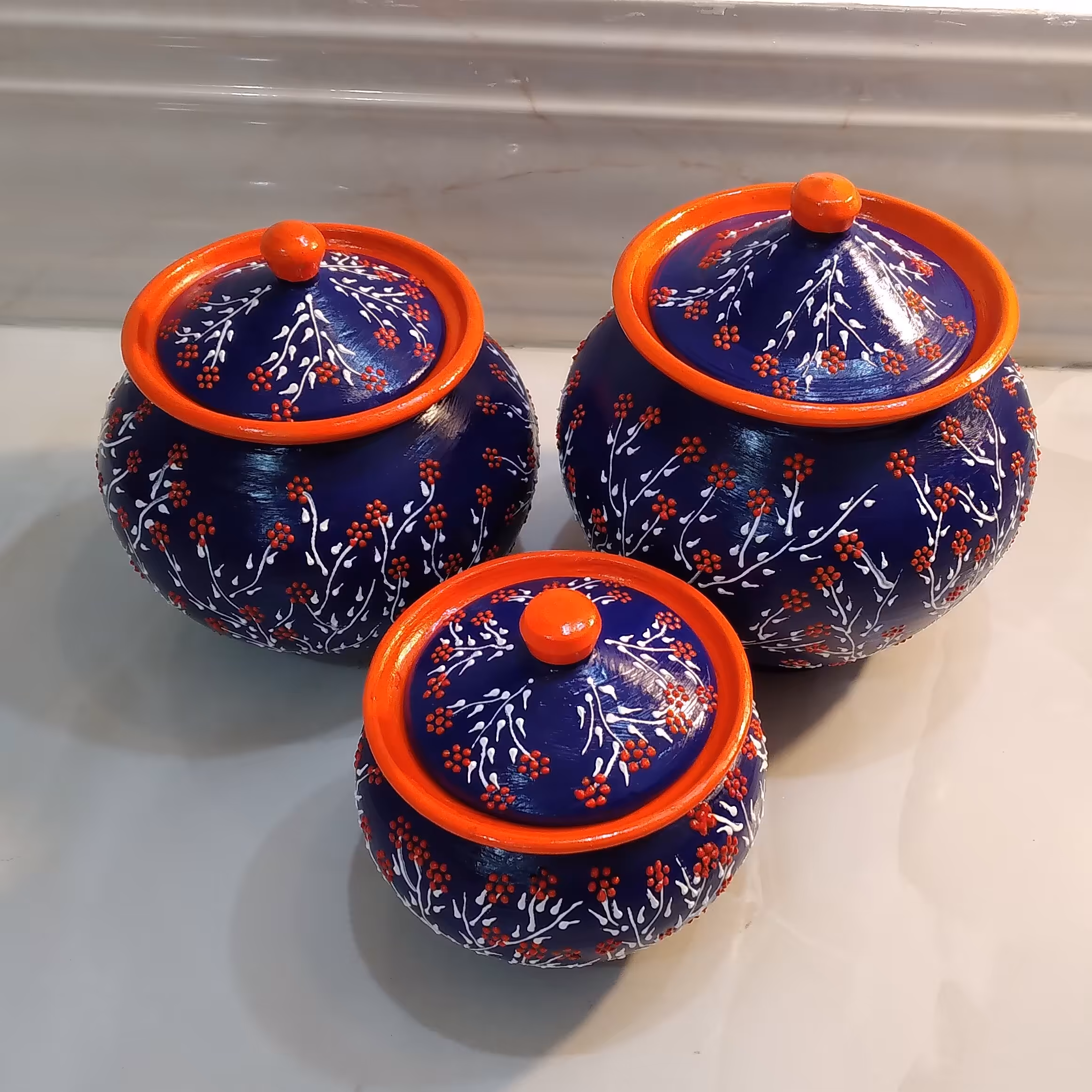 ست پاسماوری سفالی نقطه کوبی شده ،رنگ زمینه سورمه ای 