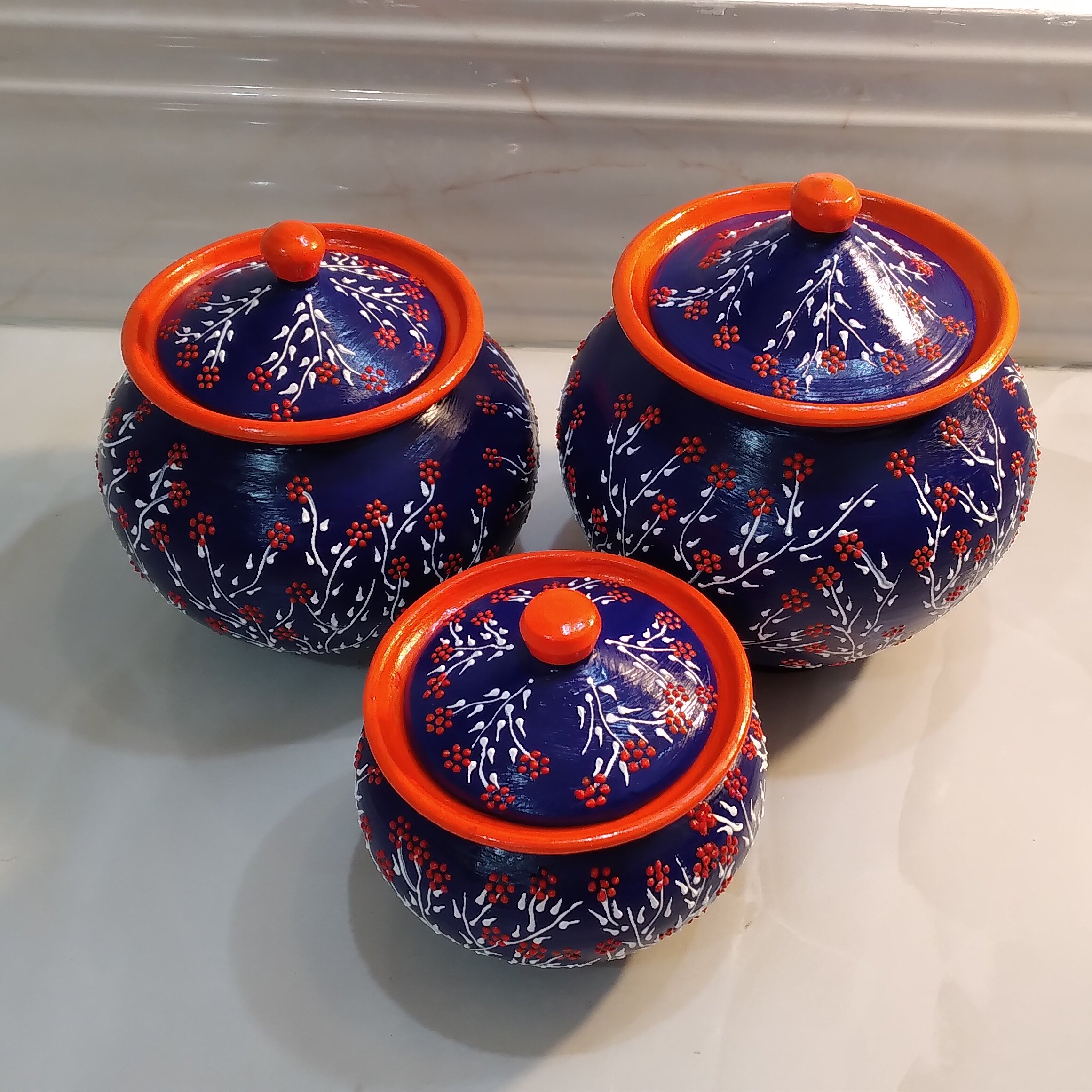 ست پاسماوری سفالی نقطه کوبی شده ،رنگ زمینه سورمه ای 