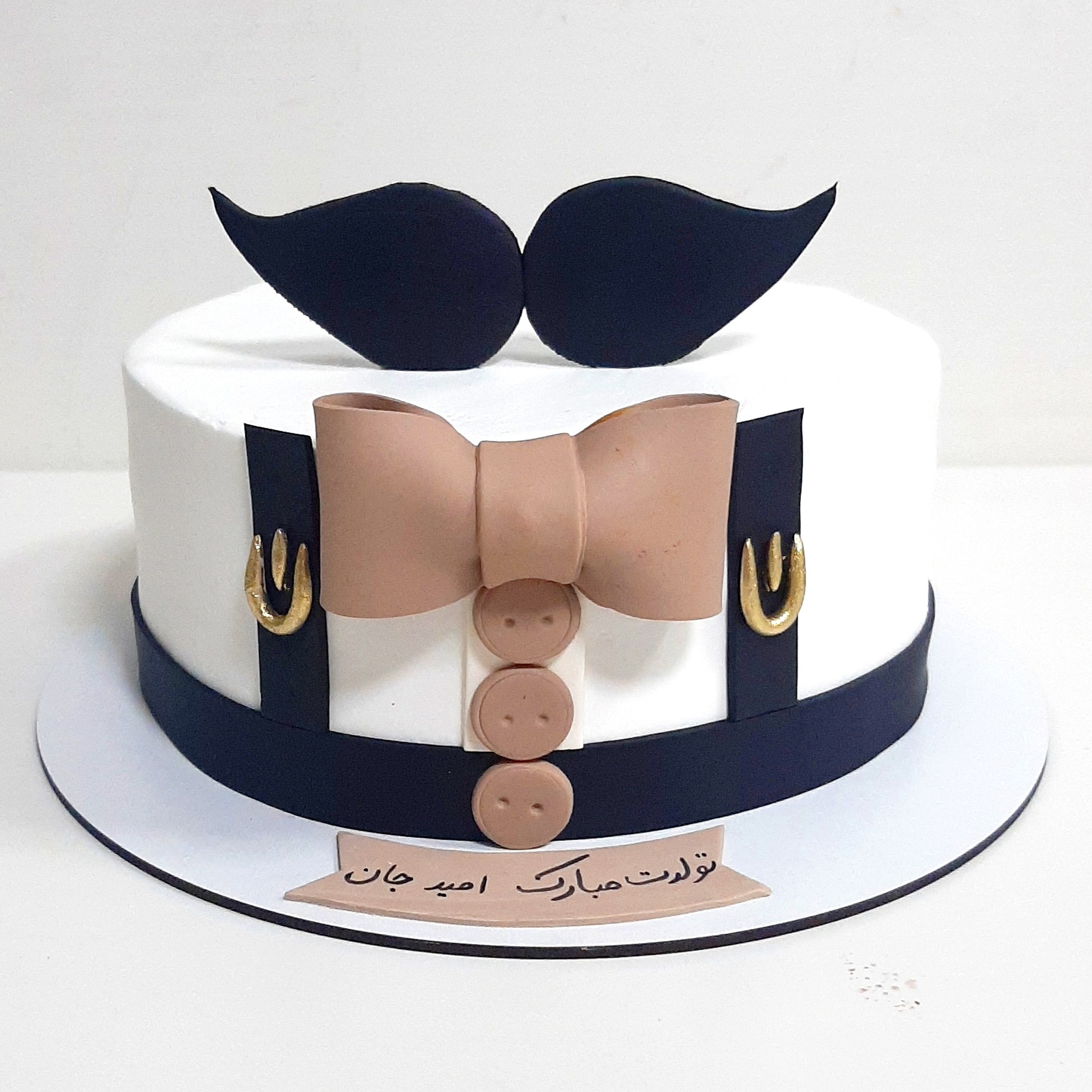 کیک روز مرد  پدر  یک کیلویی دیزاین فوندانتی