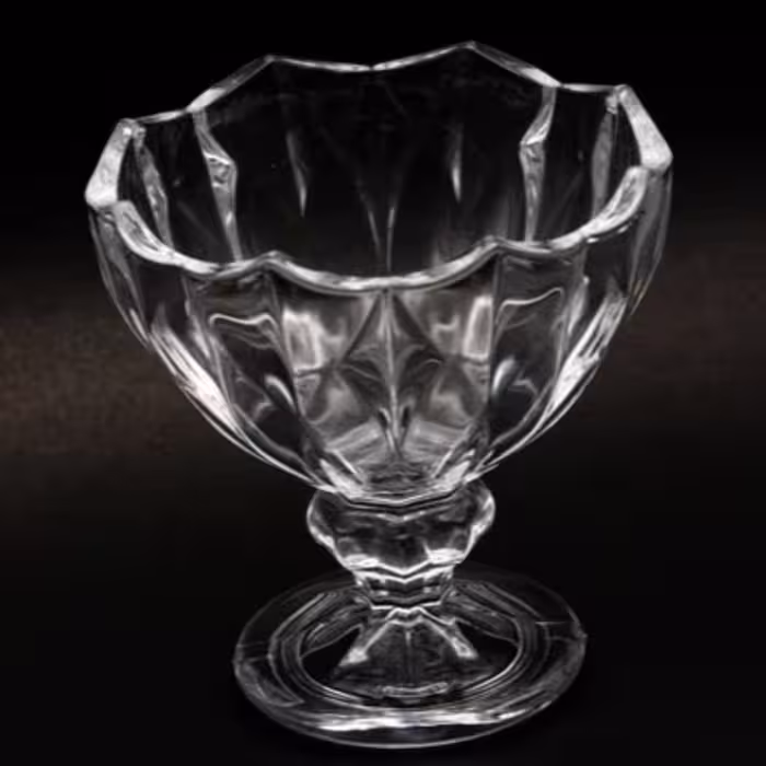 بستنی خوری بلور پایه دار زاگرس اصفهان