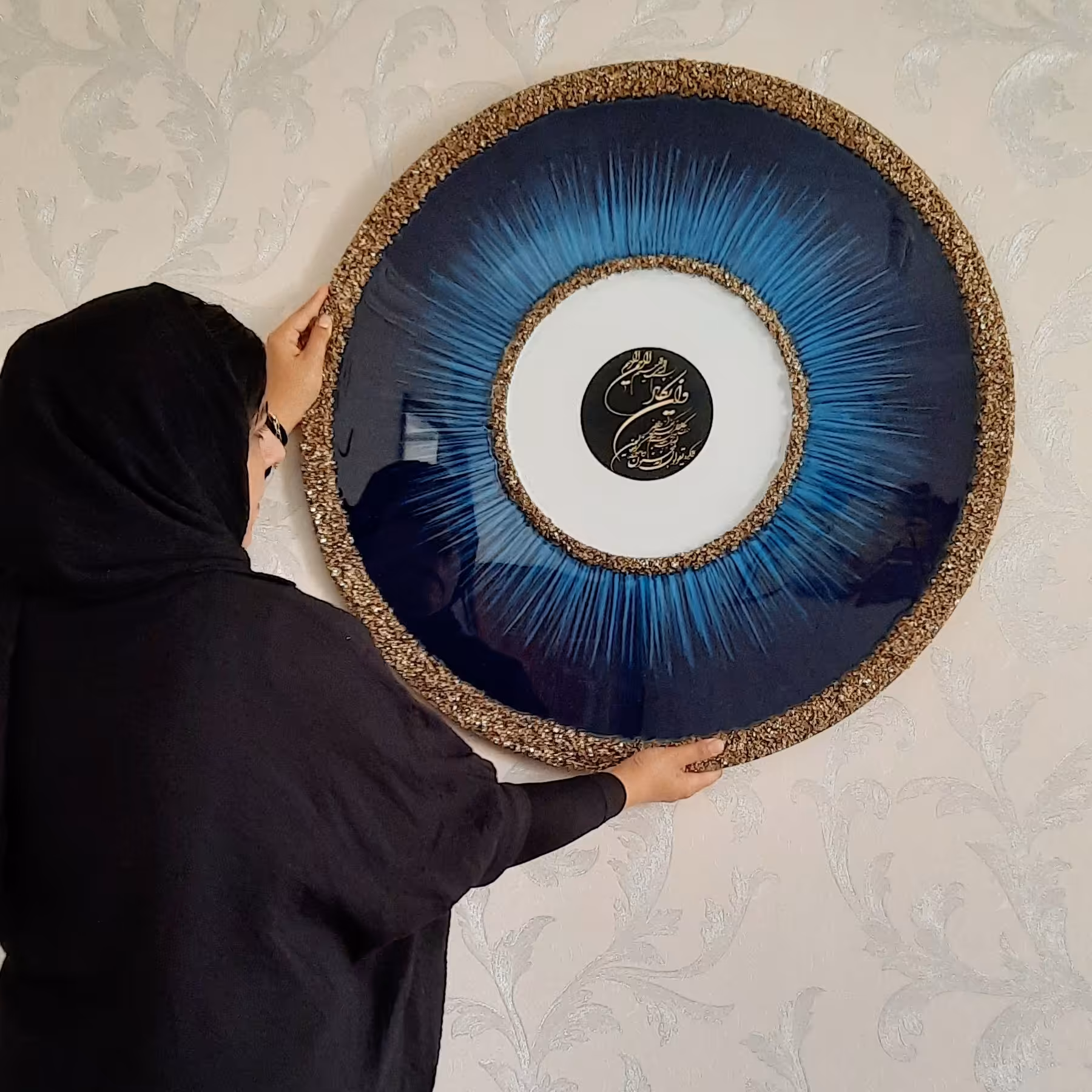 تابلو وانیکاد و چشمنظر