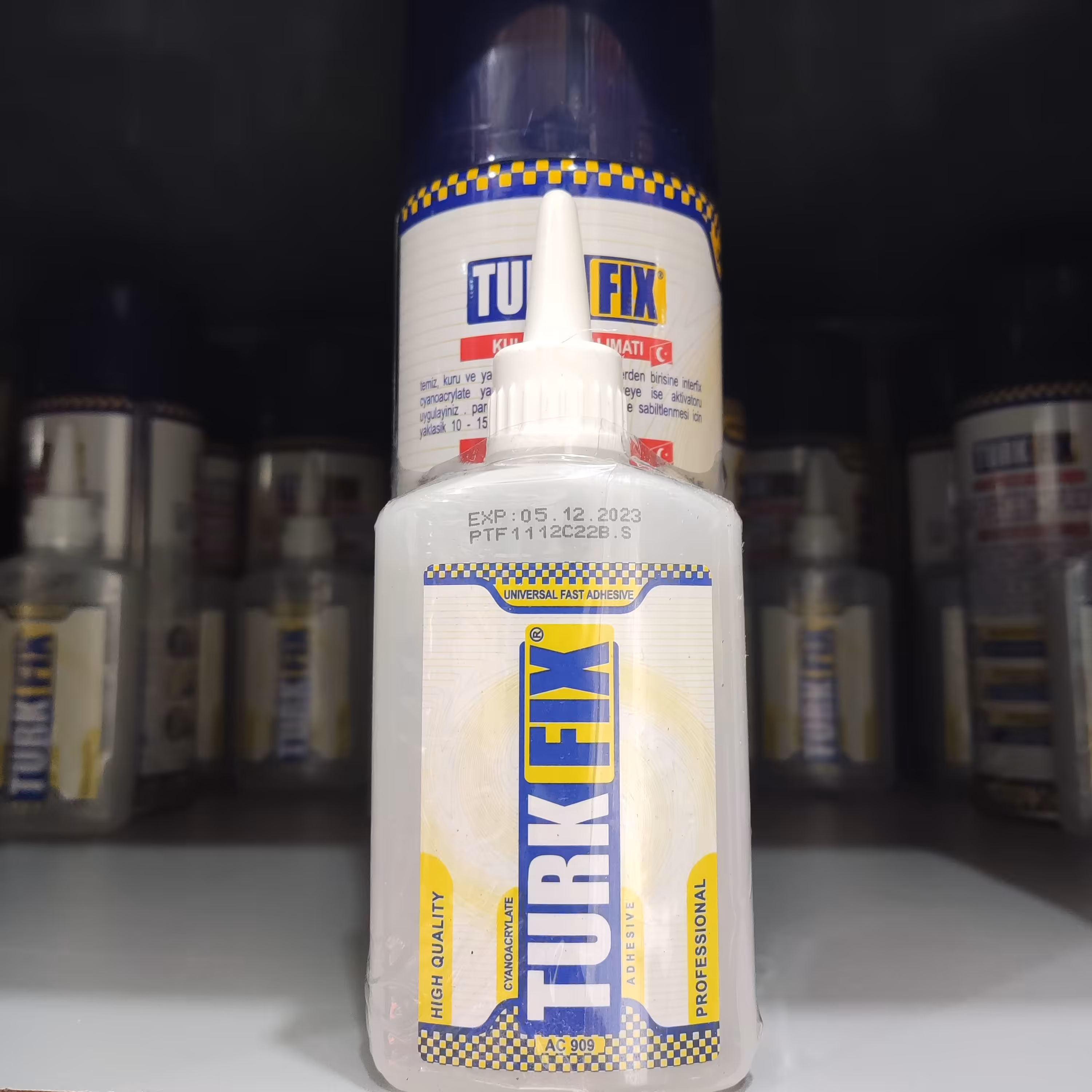 چسب 123 بزرگ ترک فیکس با کیفیت عالی 