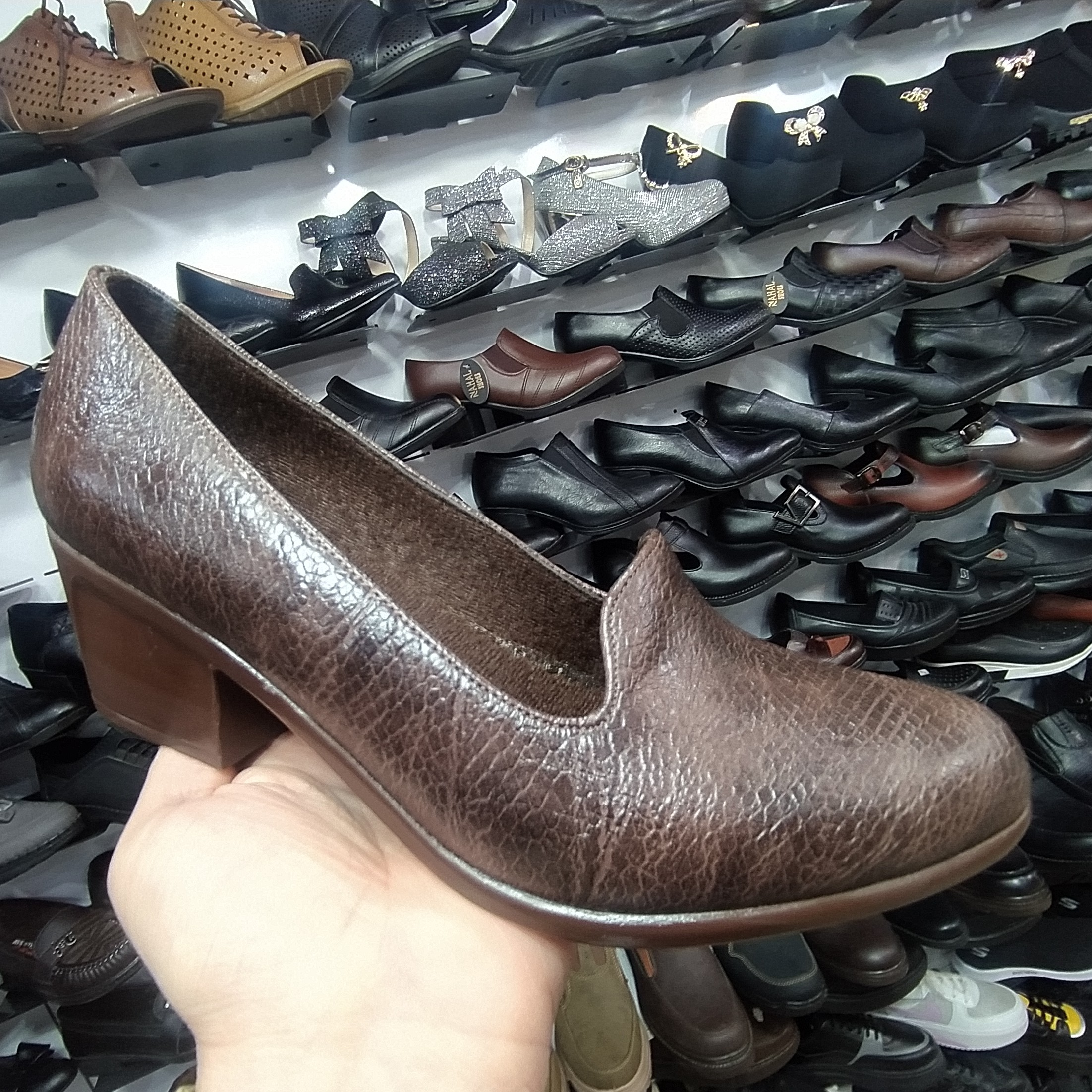 کفش زنانه راحتی