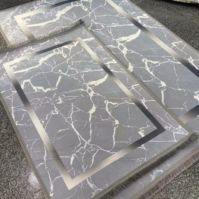 فرش یا فرشینه M4