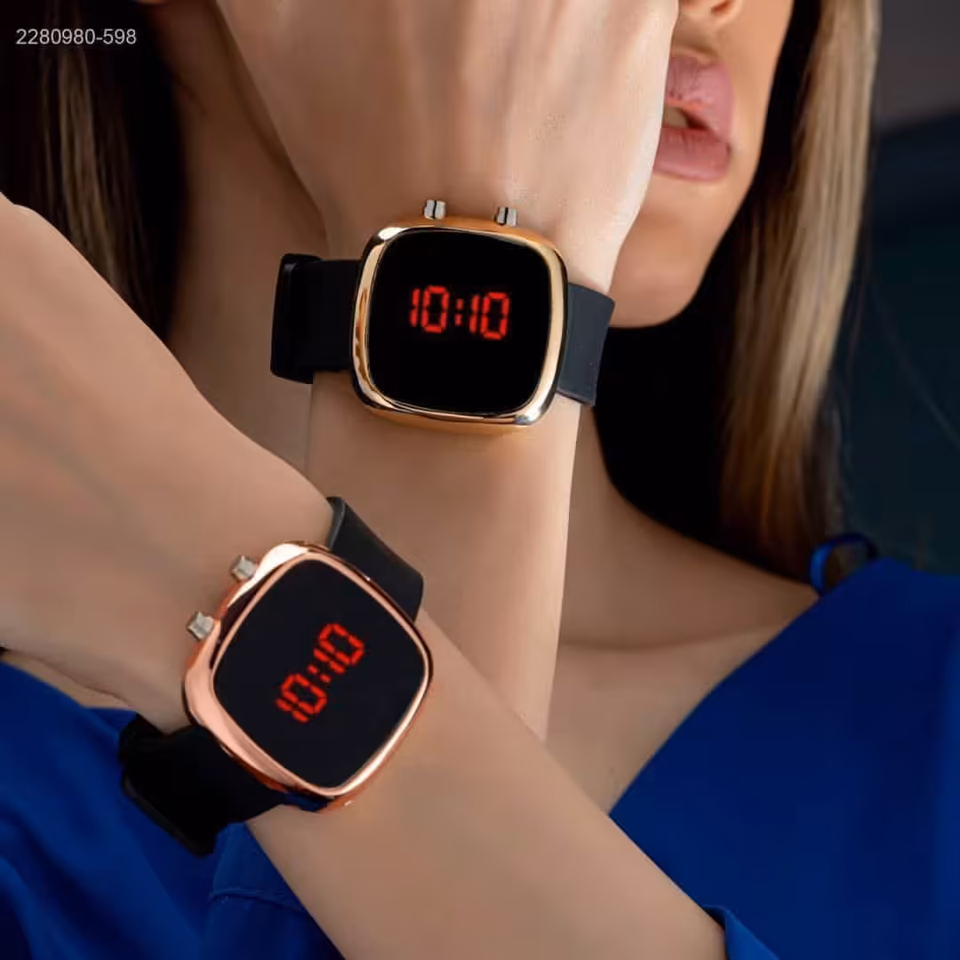  ساعت LED
با قابلیت نمایش روزماه و سال میلادی
قابلیت نمایش ساعت به دو صورت 12 و24 ساعته
صفحه مستطیل
دارای رنگبندی 