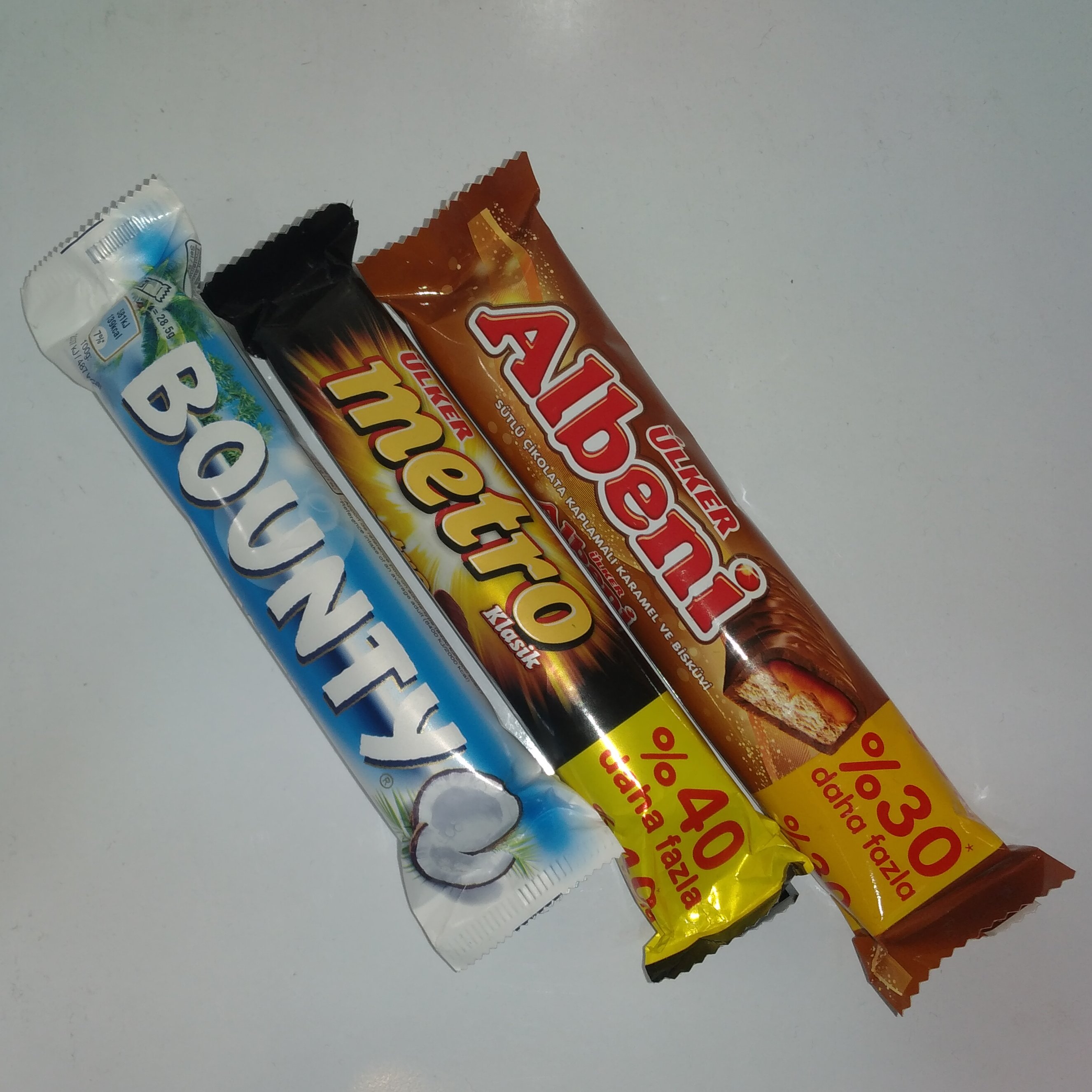 پک 3 عددی شکلات آلبنی ، مترو  و بونتی نارگیلی