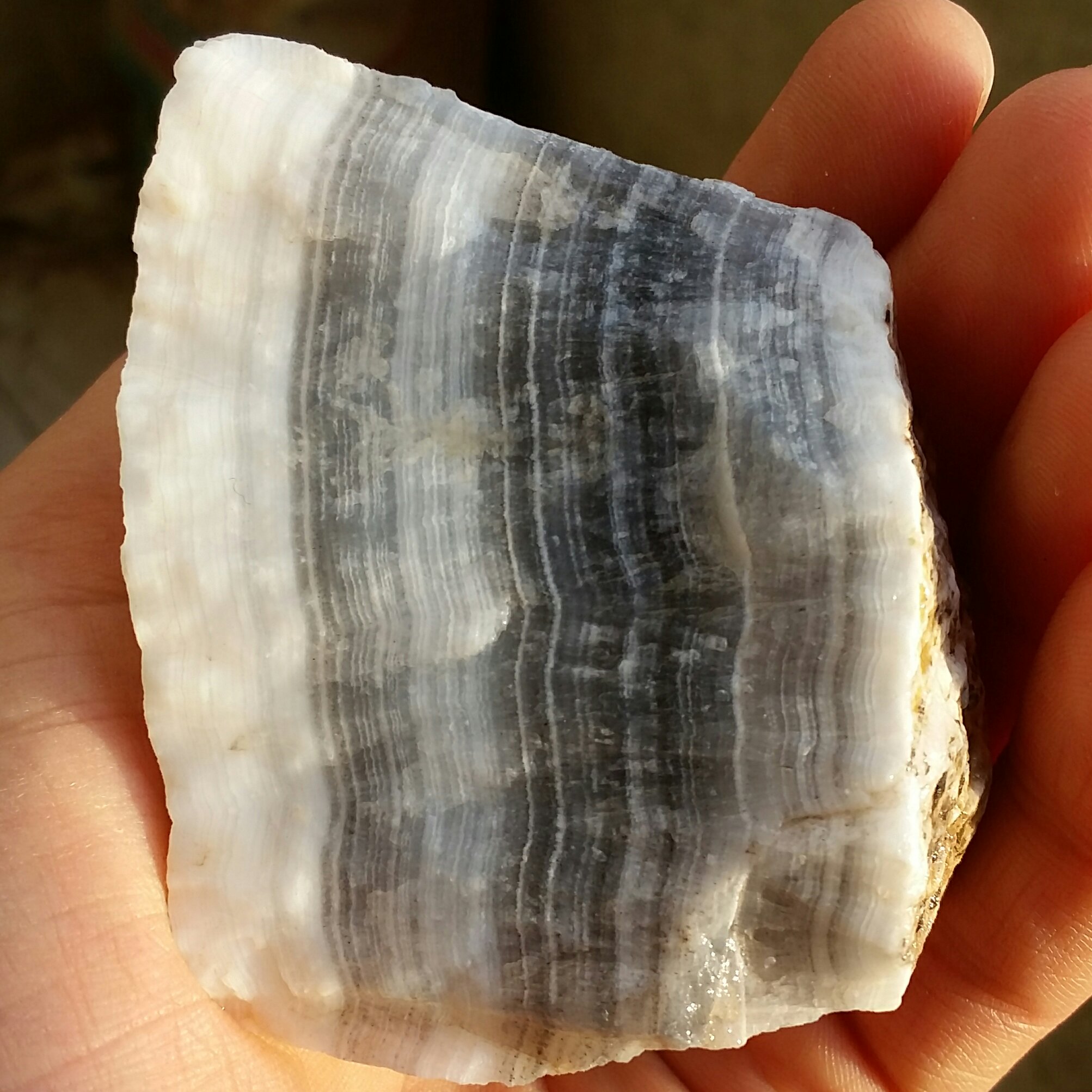 سنگ راف غووولپیکر عقیق چند پوست بی نظییر 100 در صد طبیعی شاهکار خلقت خاص
با قابلیت ساخت چندین نگین خارق العاده