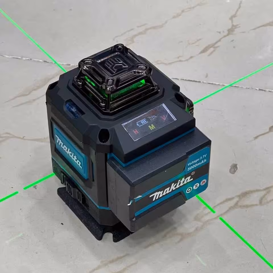 تراز لیزری ماکیتا 4 بعدی مدل mak-116
مشخصات دستگاه 
16 لاین
4 بعدی