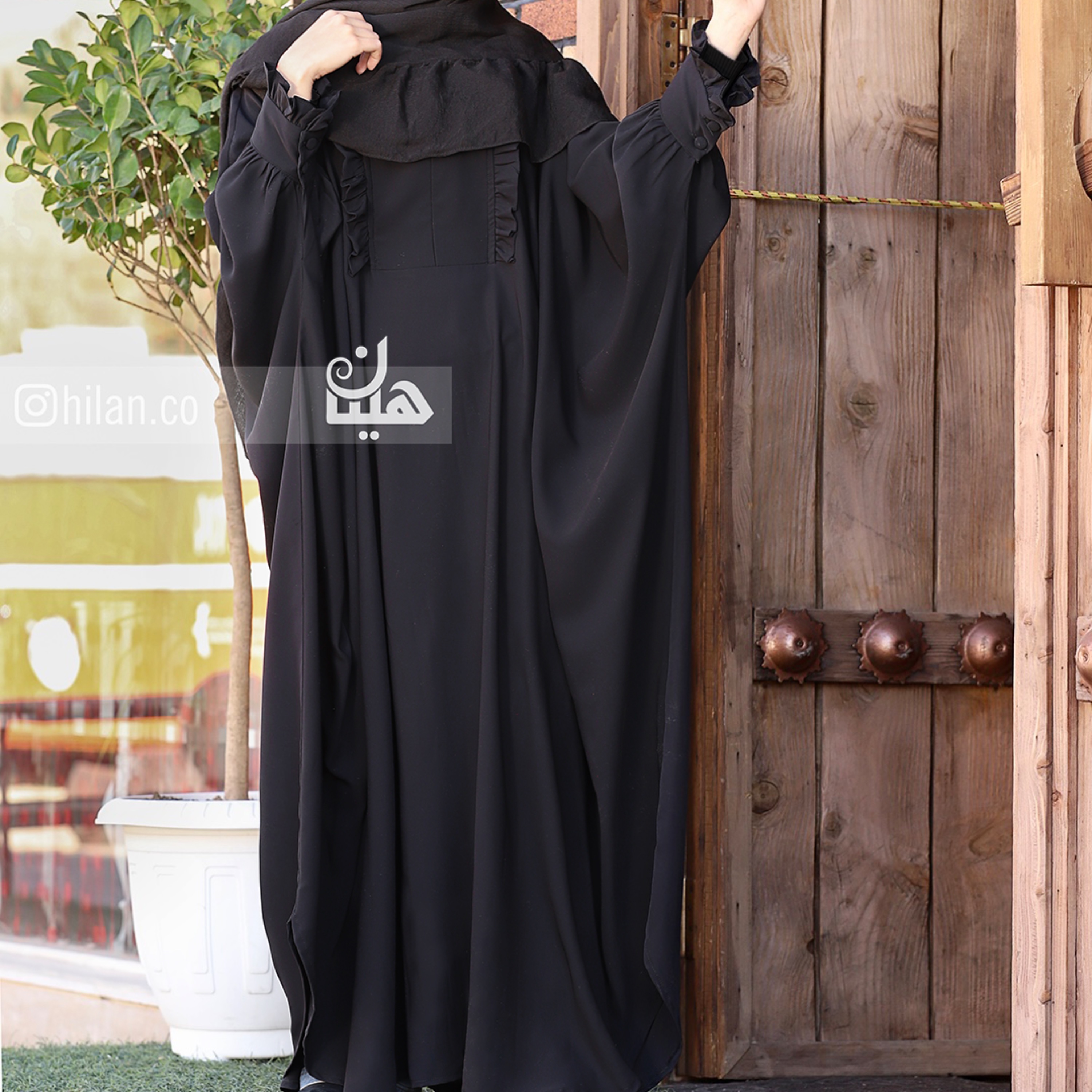 عبا فیروزه