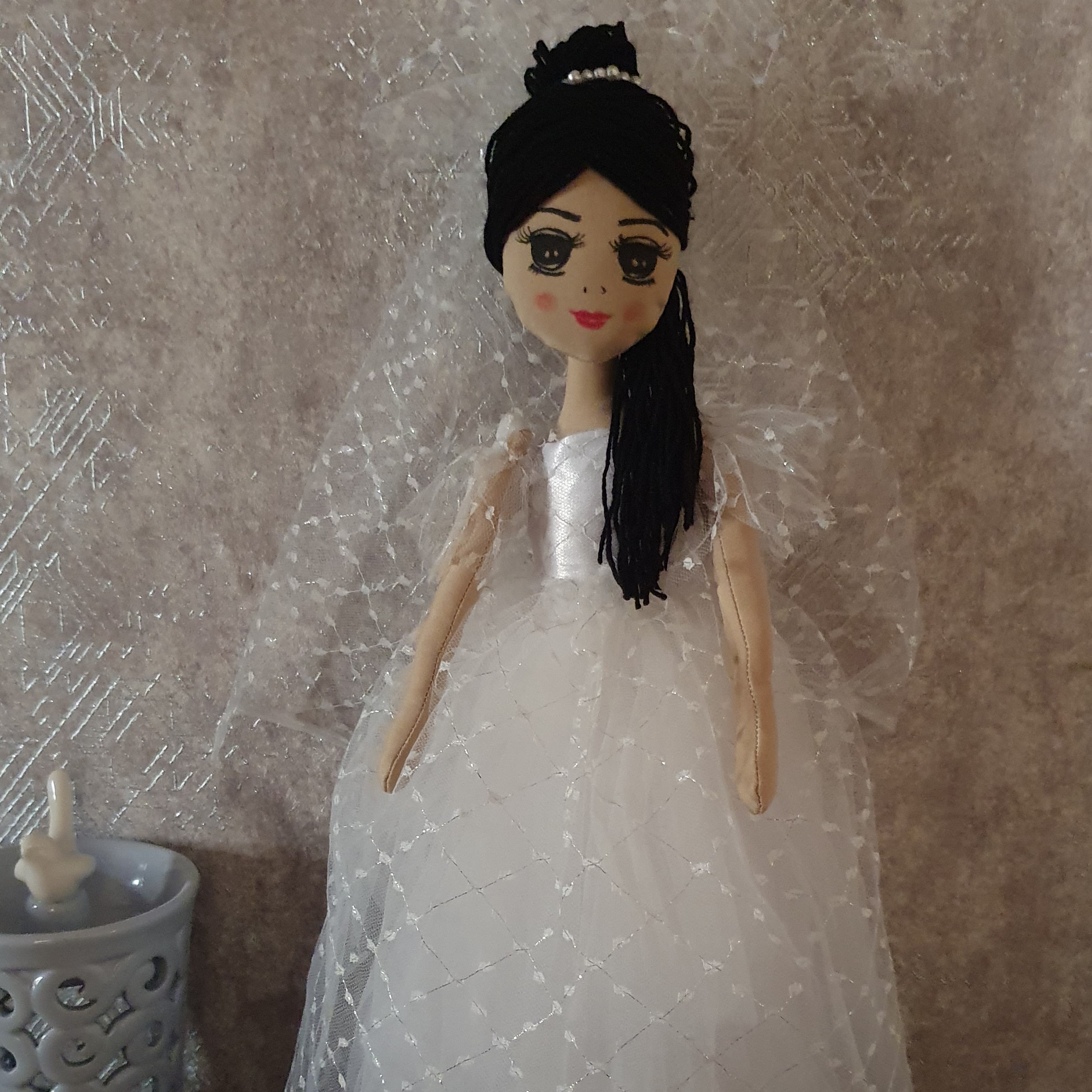 عروسک عروس