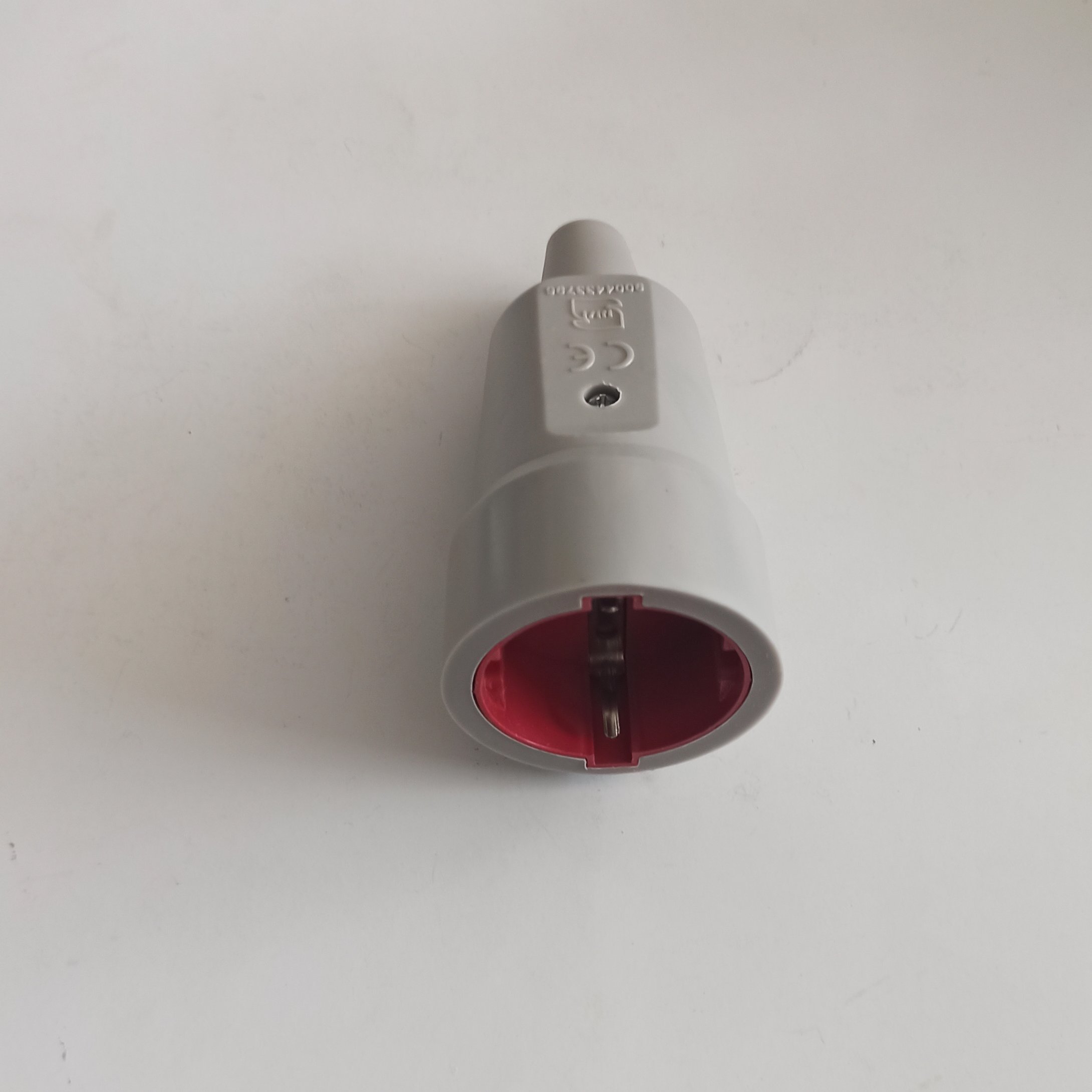 پریز صنعتی