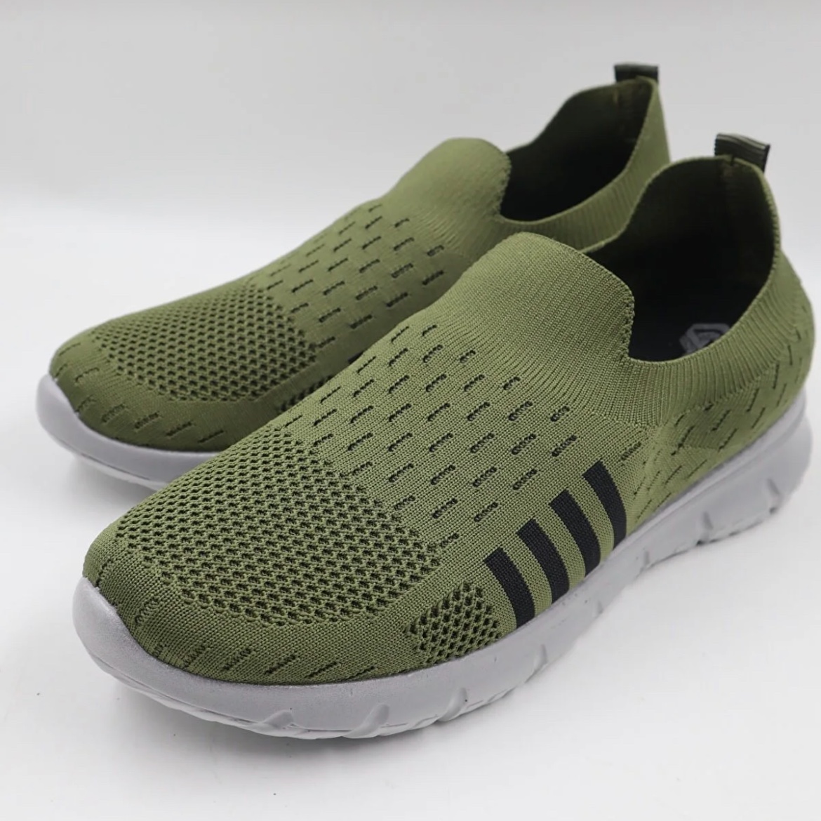 کفش راحتی برند ترک ، رویه پارچه کشی