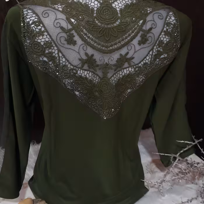 بلوز مجلسی خارجی زنانه در سه سایز  شیک وجذاب