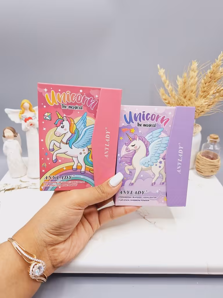 پالت سایه آنالیدی اسب تک شاخ پر دار  برند ANYLADY کد 8624DS