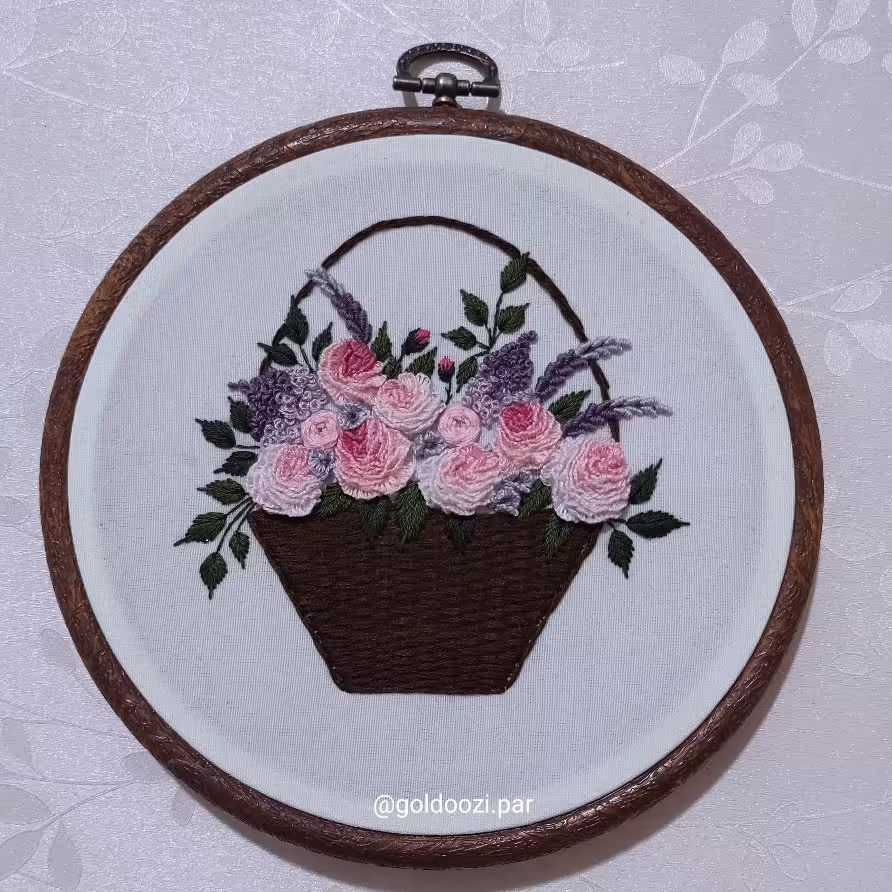تابلو گلدوزی دستدوز با قاب ژله ای 