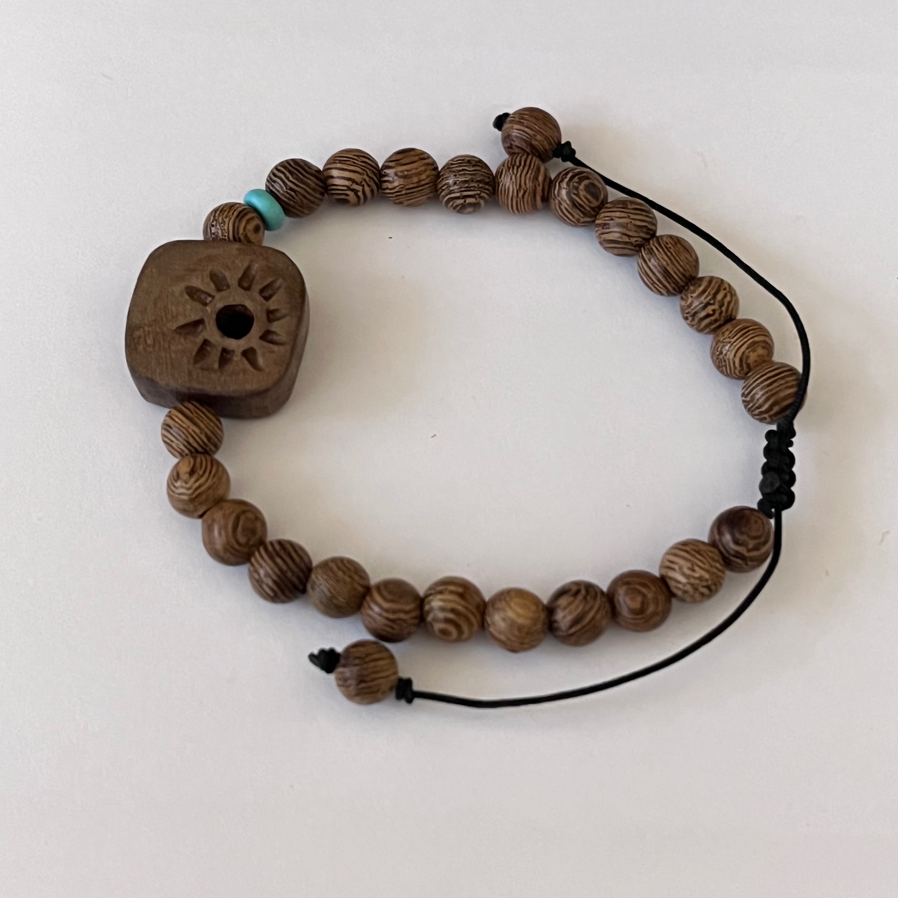 دستبند چوبی مهره دست ساز دو رو