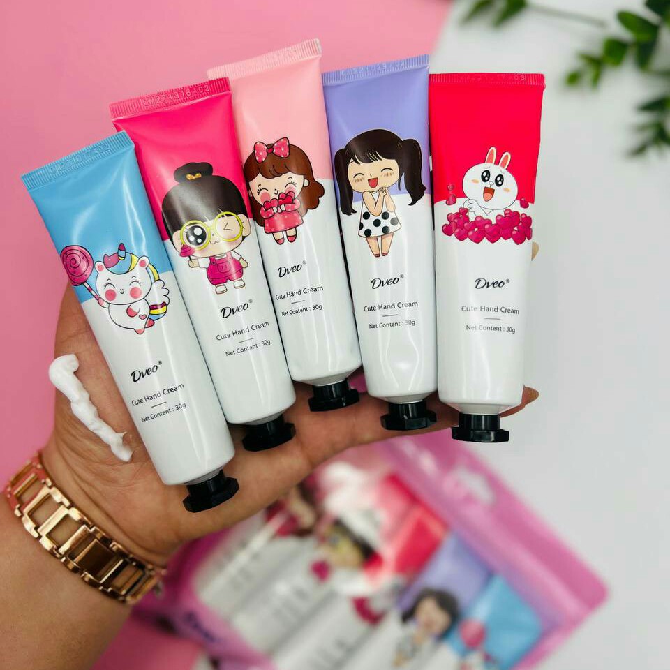 کرم مرطوب کننده دست عروسکی داو