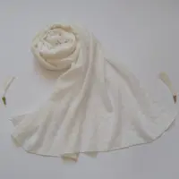 شال نخی تسلا سفید