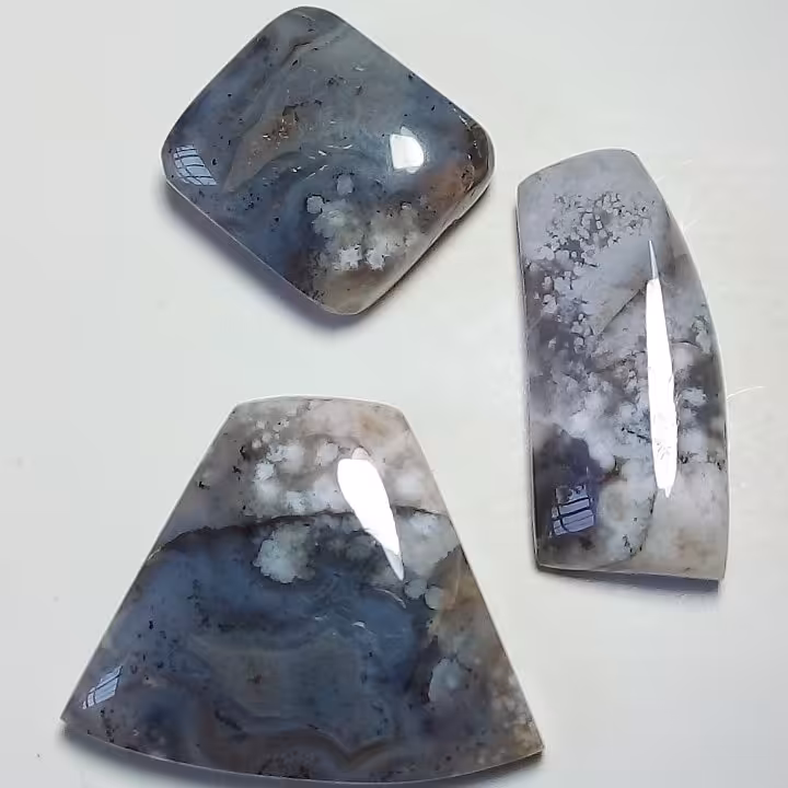 عقیق شجر برفی