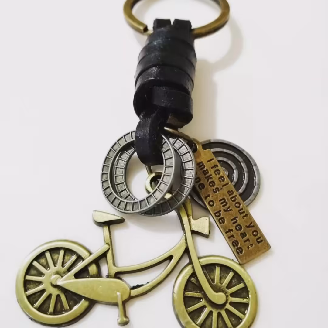 جاکلیدی طرح دوچرخه برنزی .نقره ای و رنگ مسی 