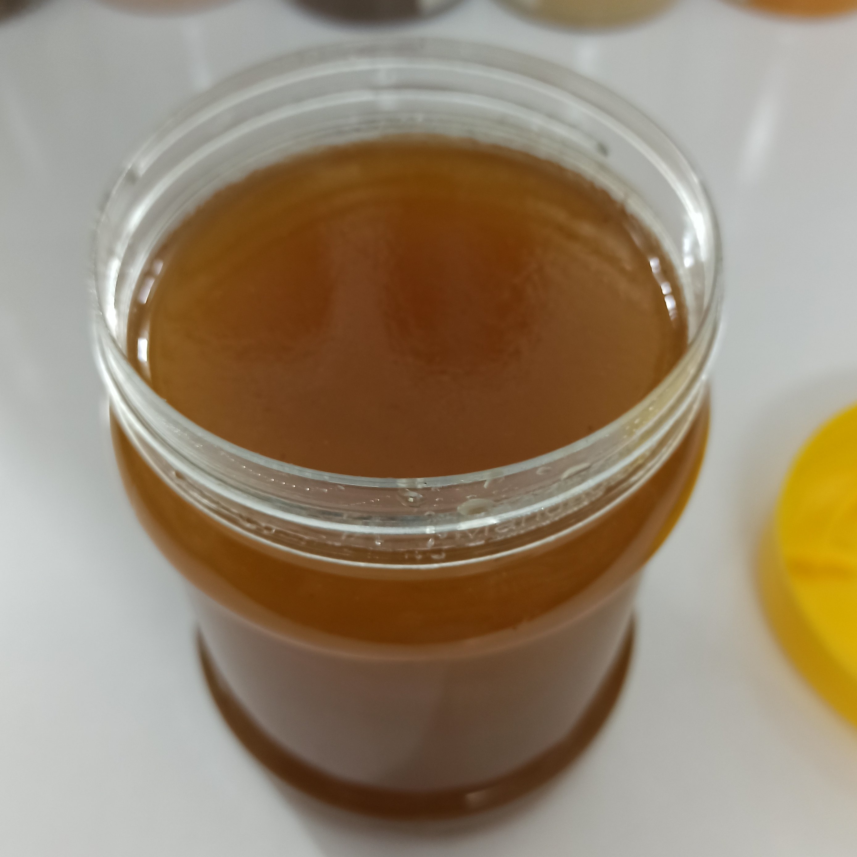 عسل 40گیاه درجه یک(بسته 1کیویی)