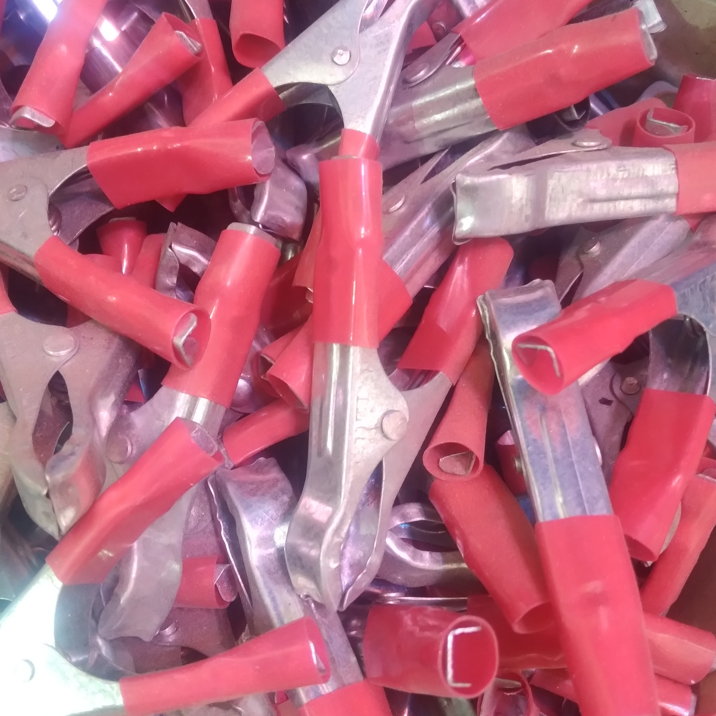 گیره سرباطری 