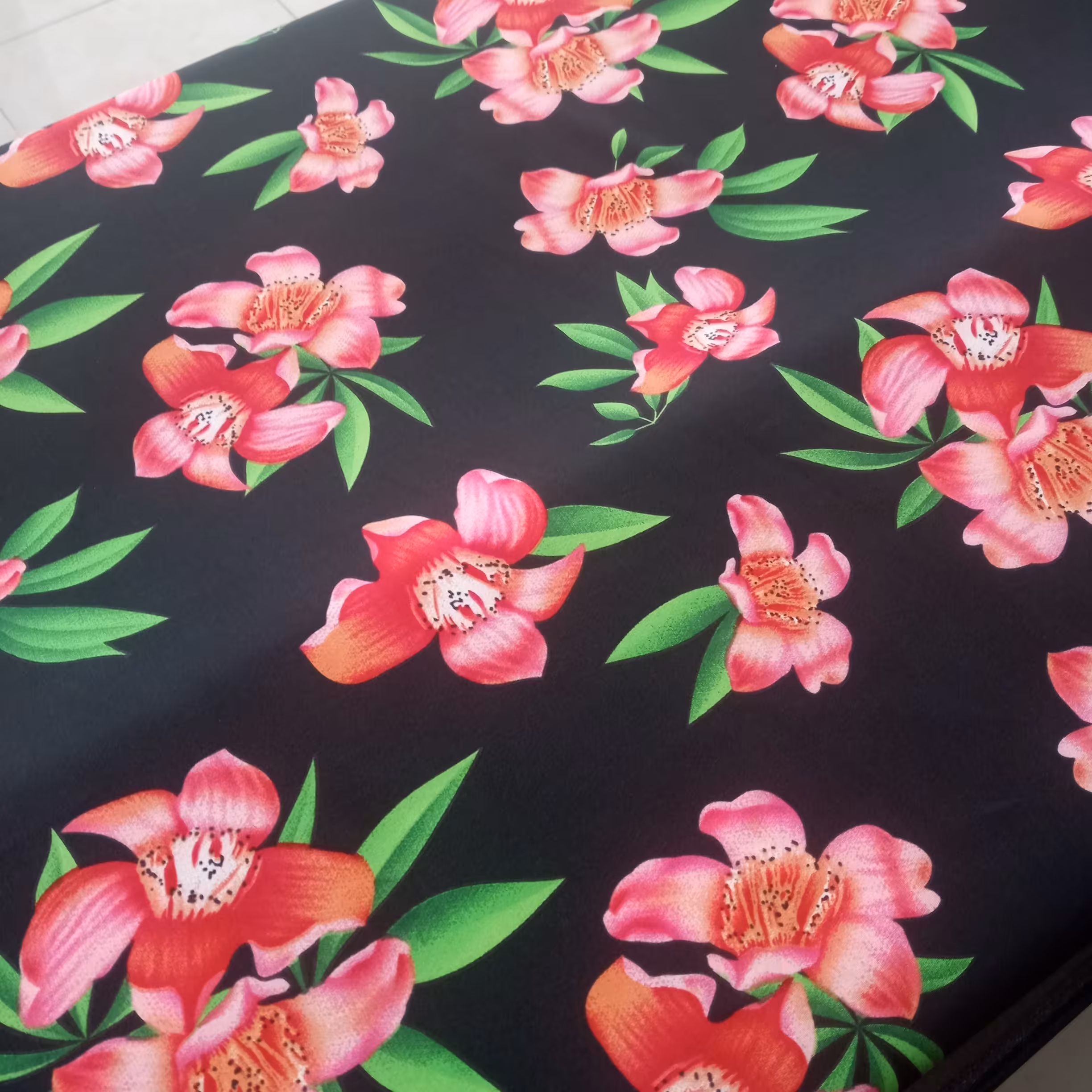 پارچه کرپ ابریشم خارجی کد 3