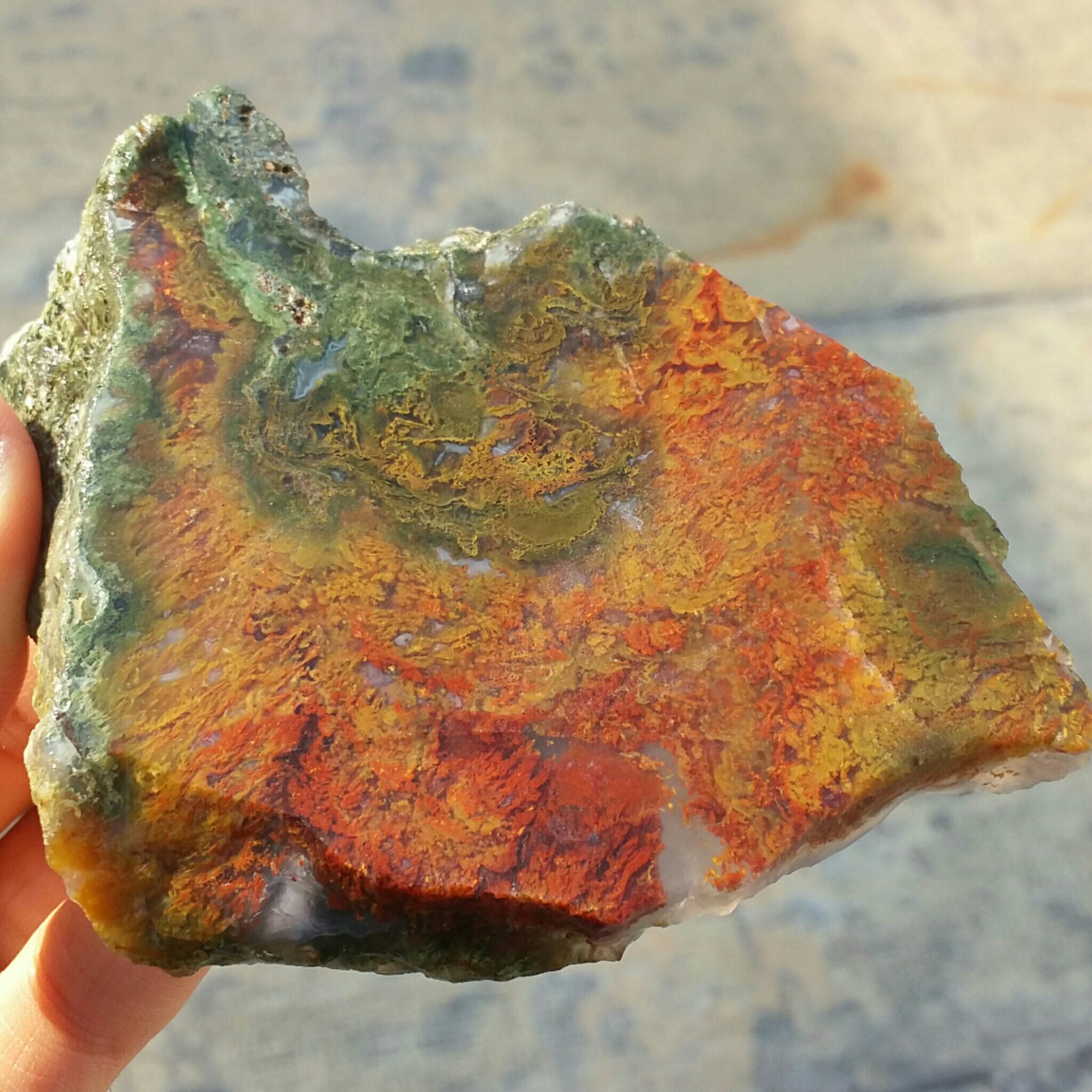 اسلایس سنگ راف عقیق منظره 3قلعه بسیار دیدنی شاهکار خلقت کاملا طبیعی
با قابلیت ساخت چند نگین خاص و محشر
 کد 8697